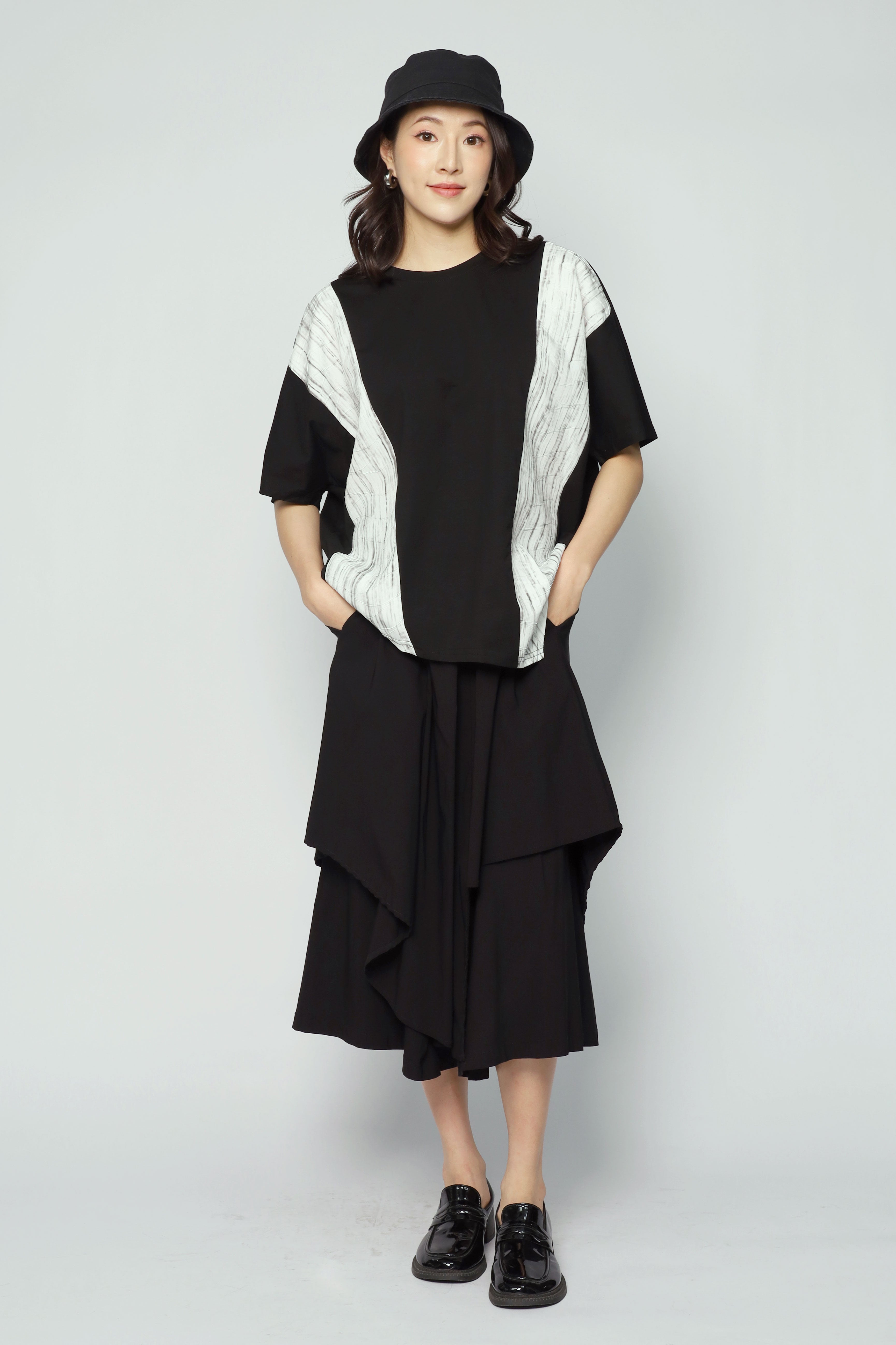 Masodi Panel Top in Black
