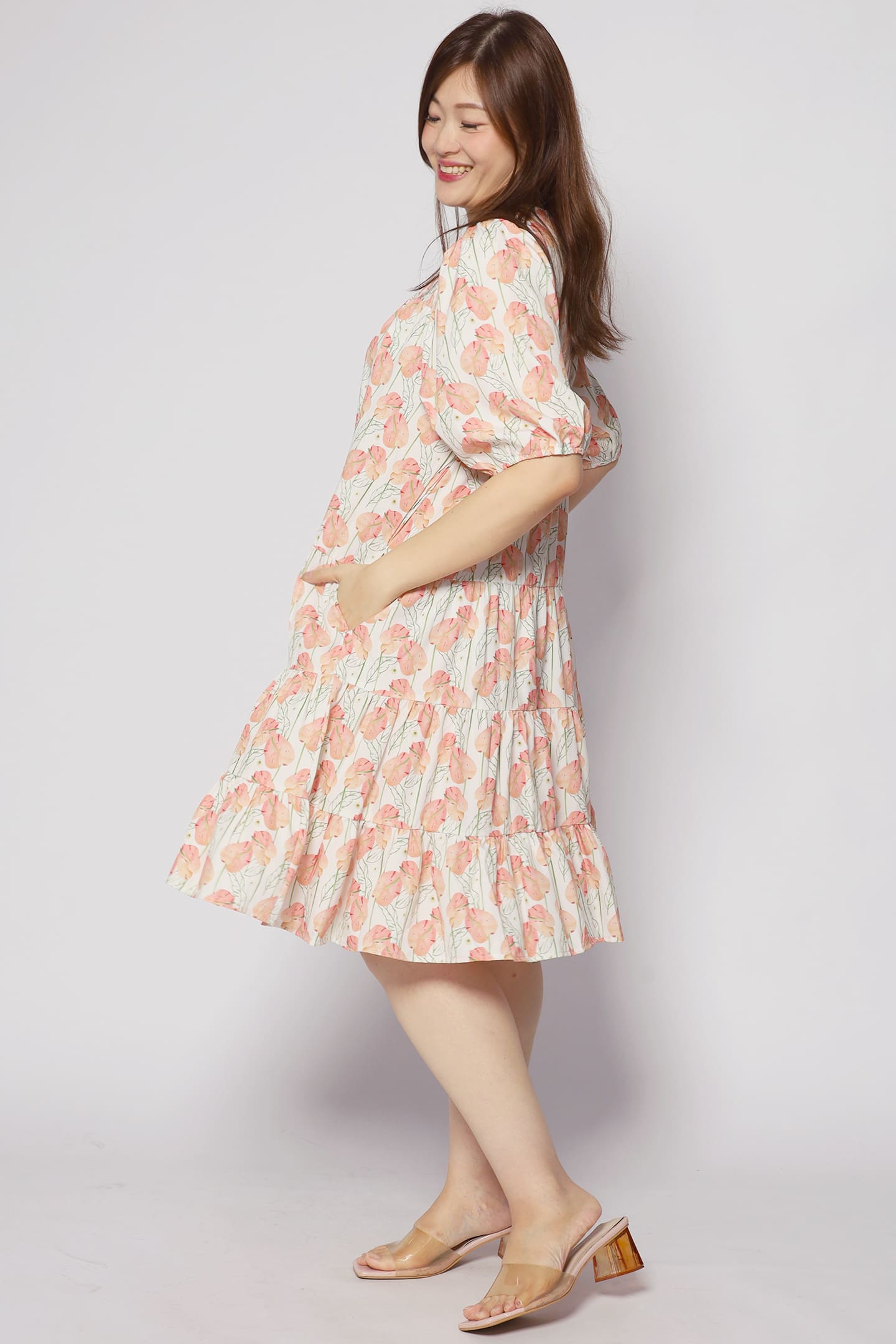 Melbourne Dress in Peach Spring