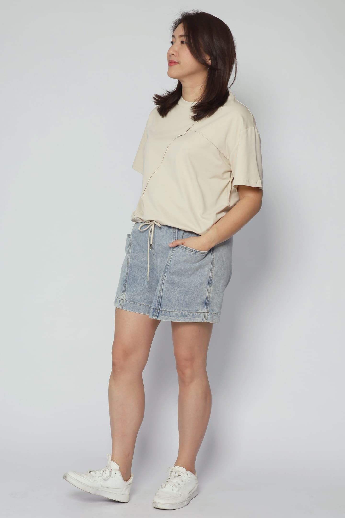 Backorders Easy By TE - Minoo Drawstring Top in Khaki