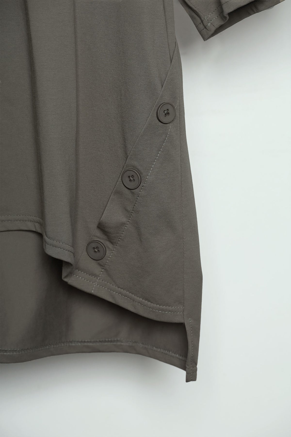 Easy by TE - Monnie Button Top in Green
