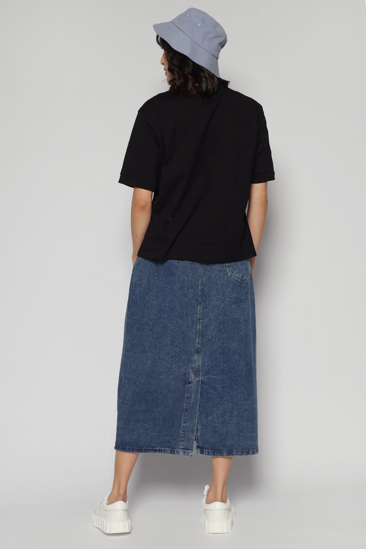 Miyabi Embroidery Top