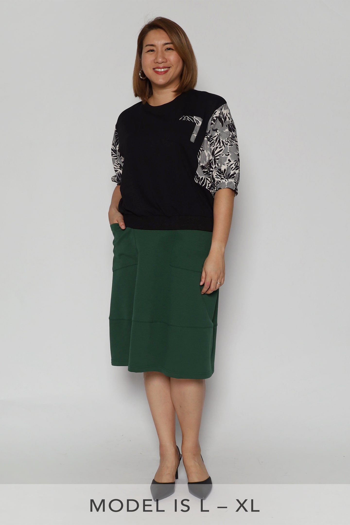 Nana Top in Abstract Leaf