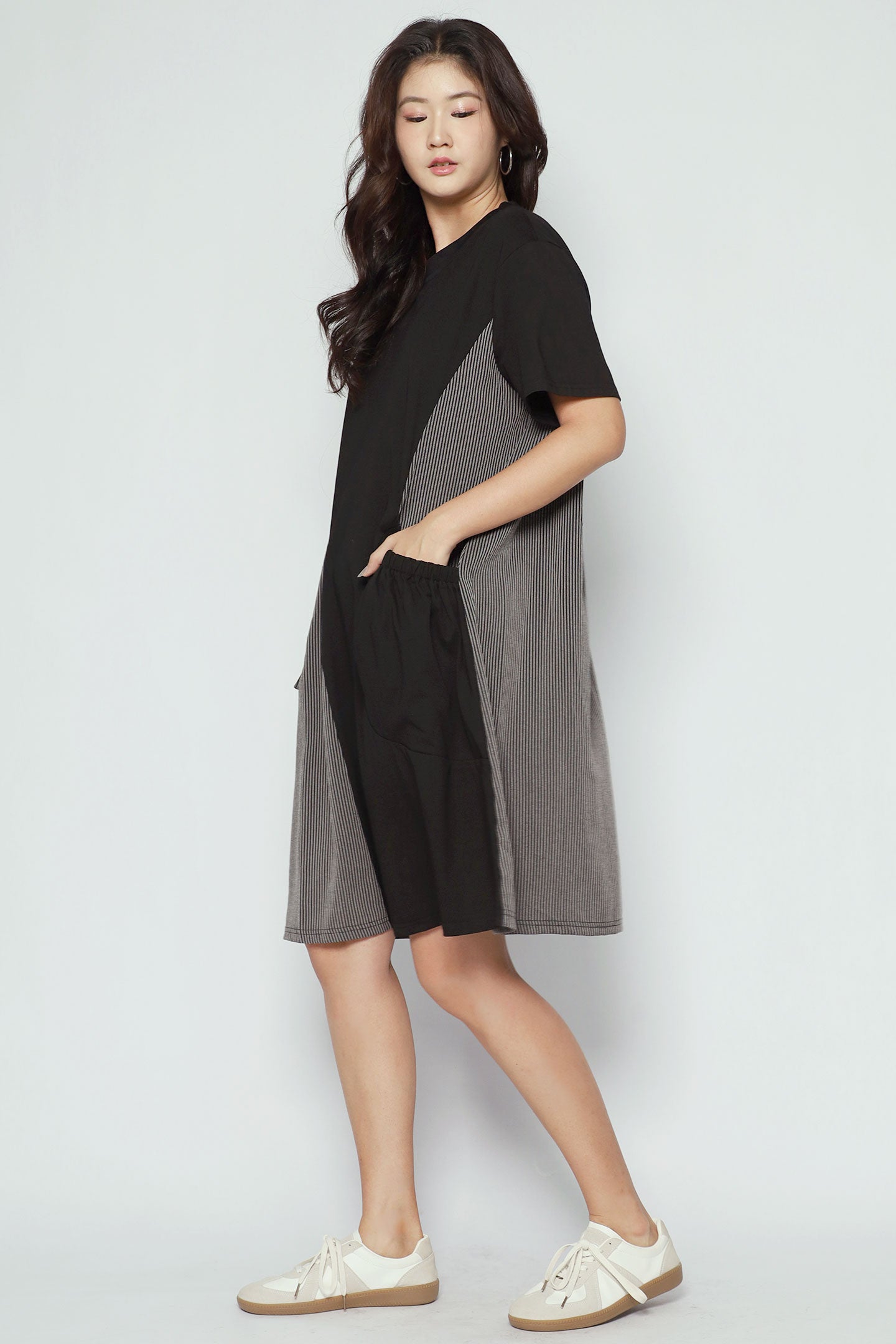 Nia Pinstripes Dress in Black