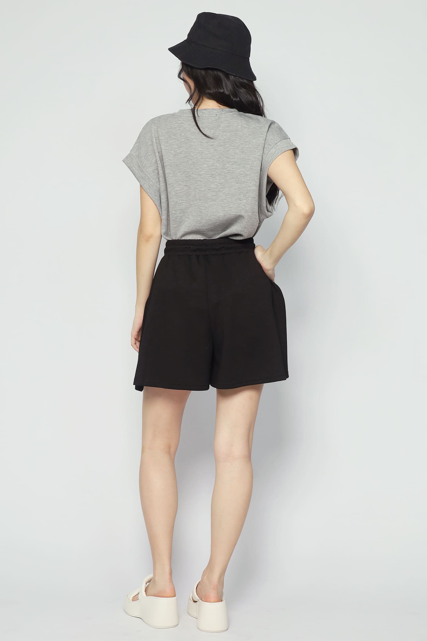 JOY - Non Stop Shorts in Black