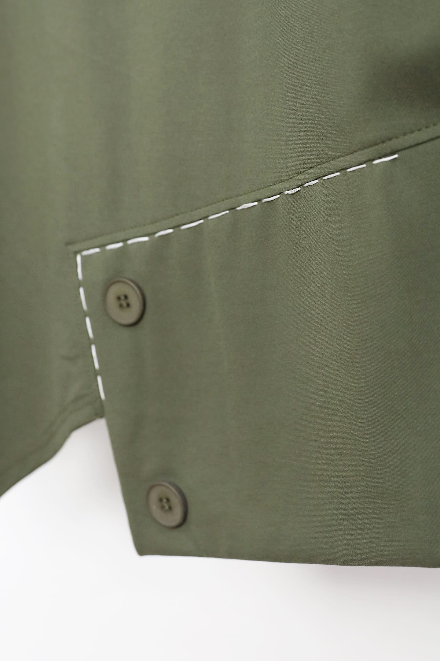 Easy By TE - Peiling Button Top in Green