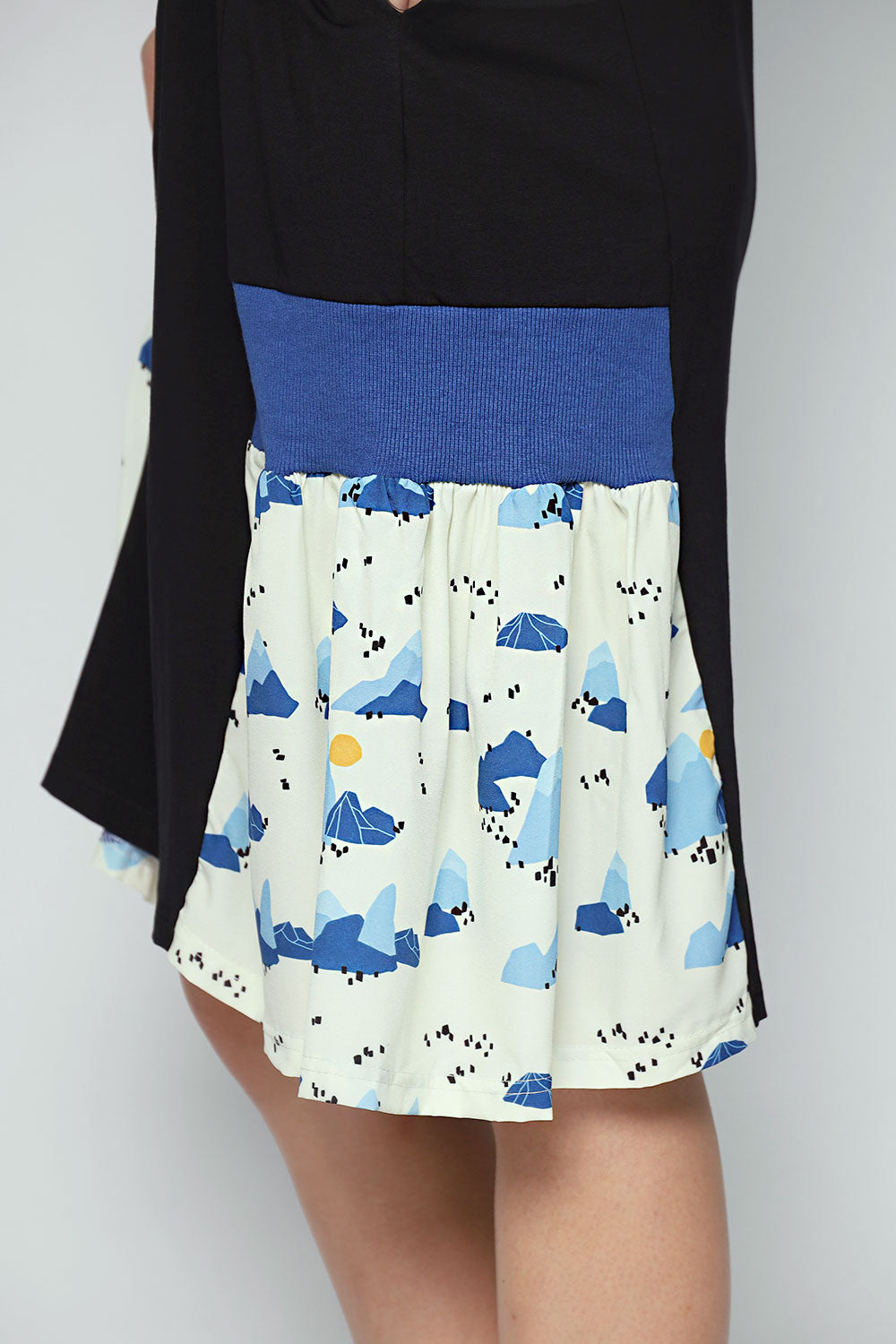 Peony Dress in Blue Journey