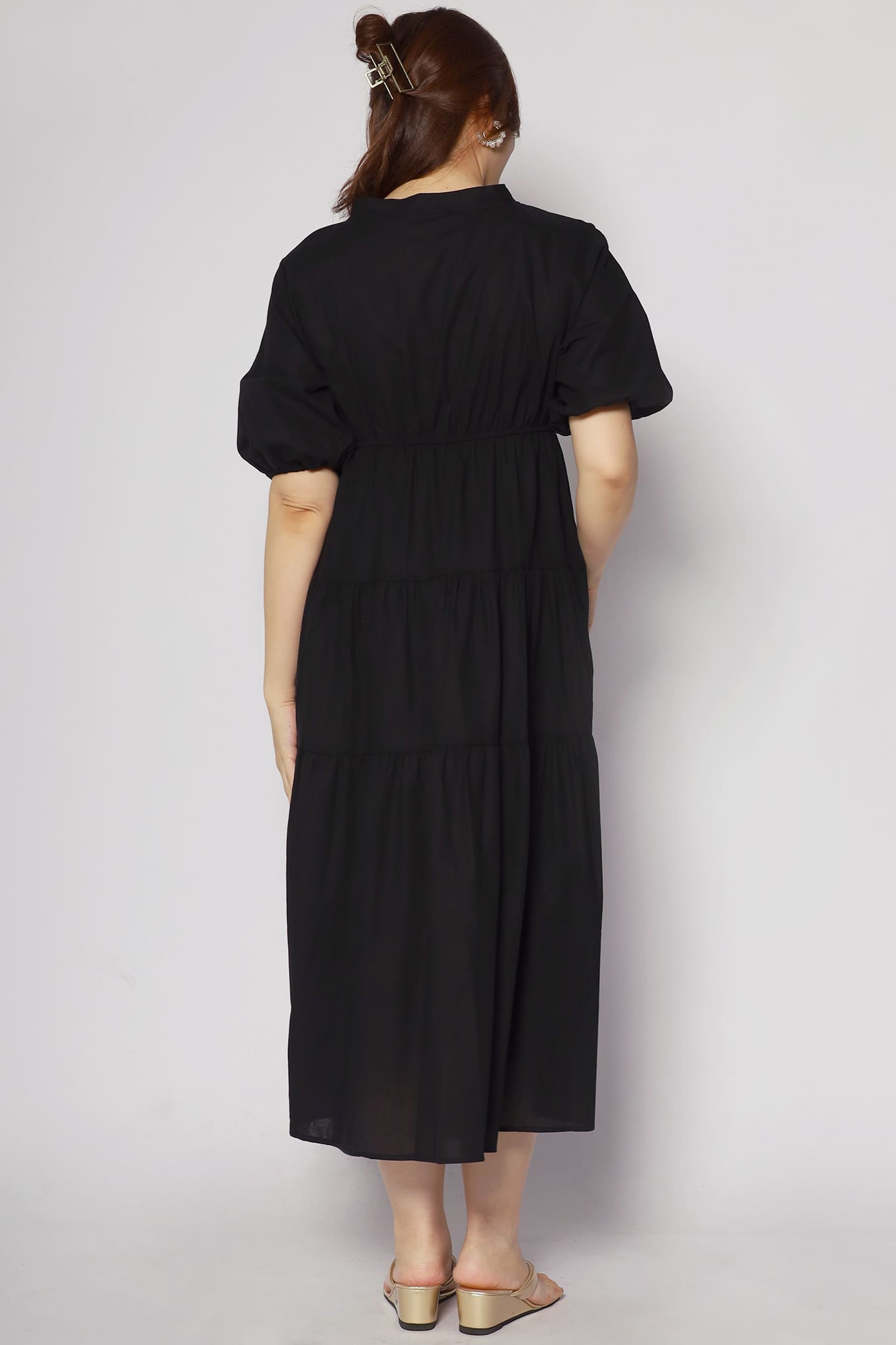 Backorders Porter Embroidery Dress in Black