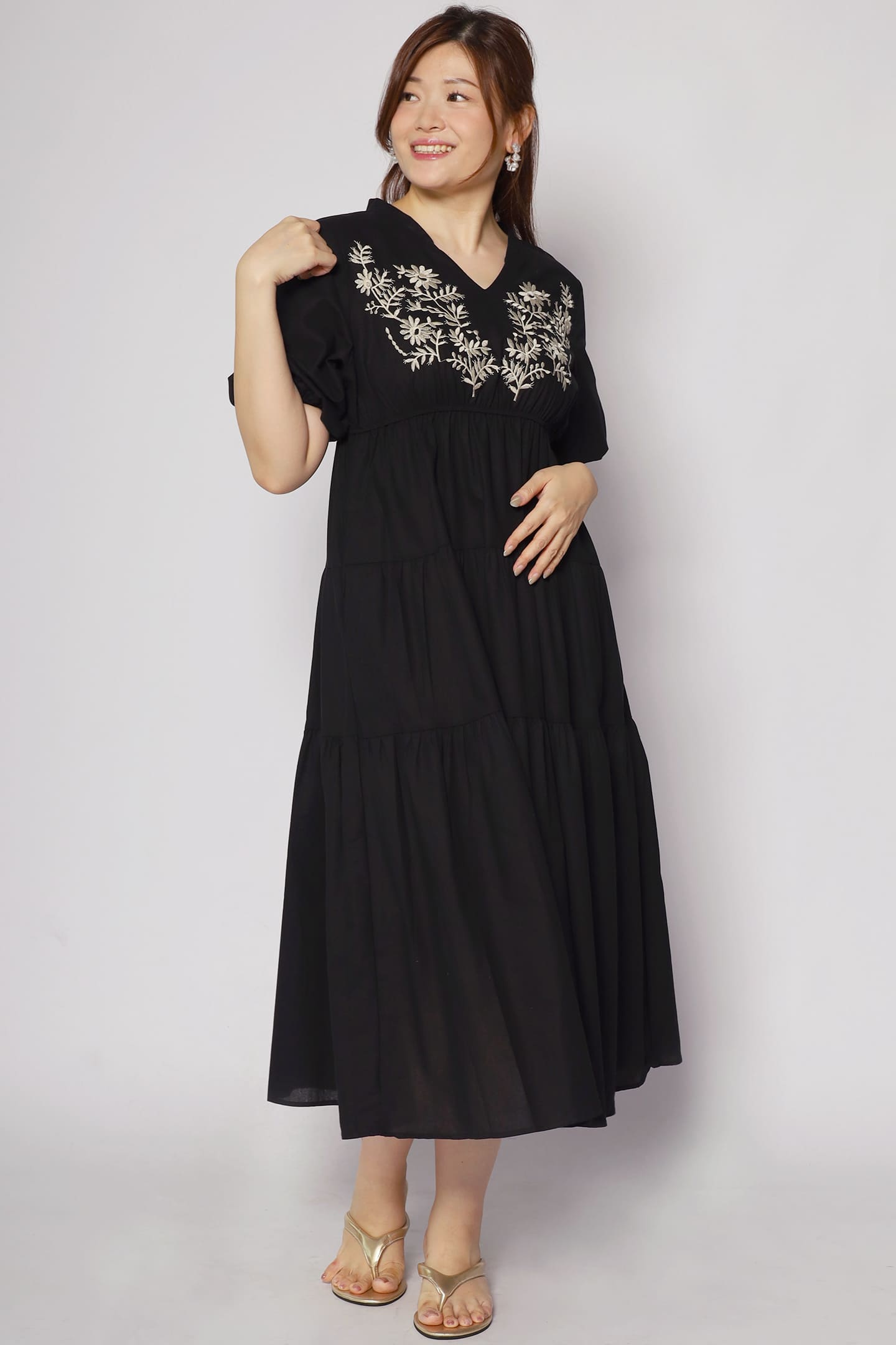 Backorders Porter Embroidery Dress in Black