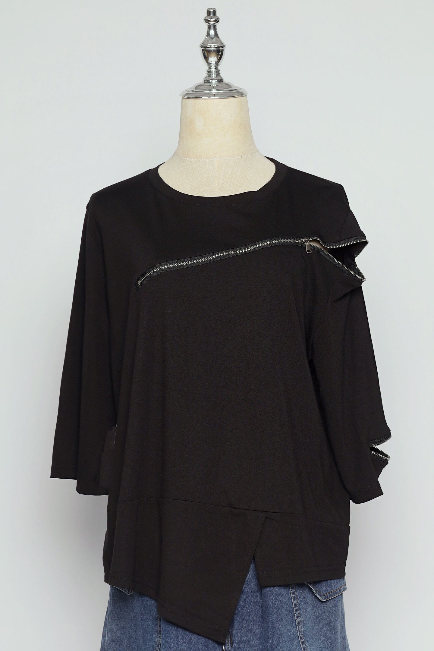 PO - Quartz Top in Black Zip