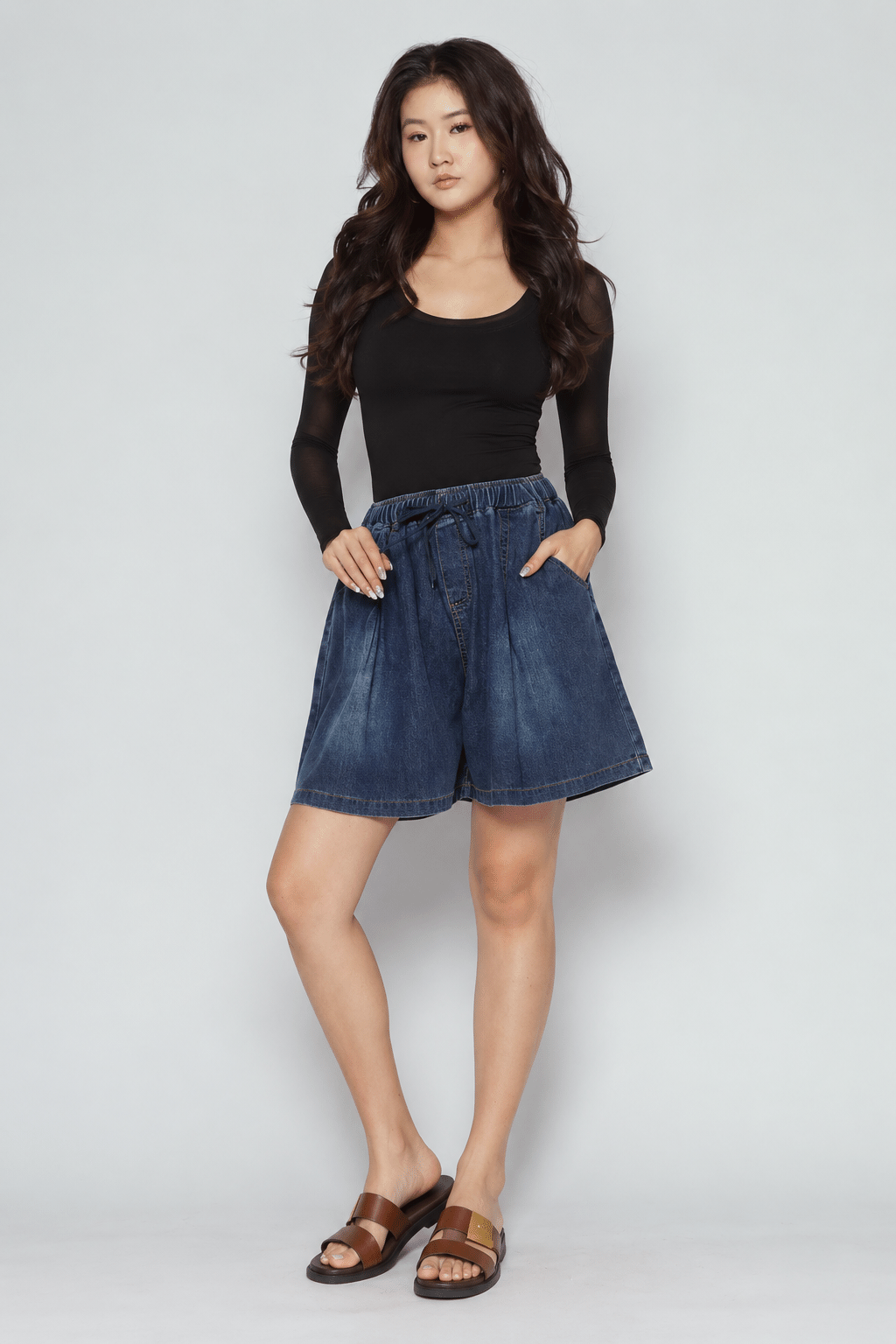 Rayney Denim Shorts in Blue