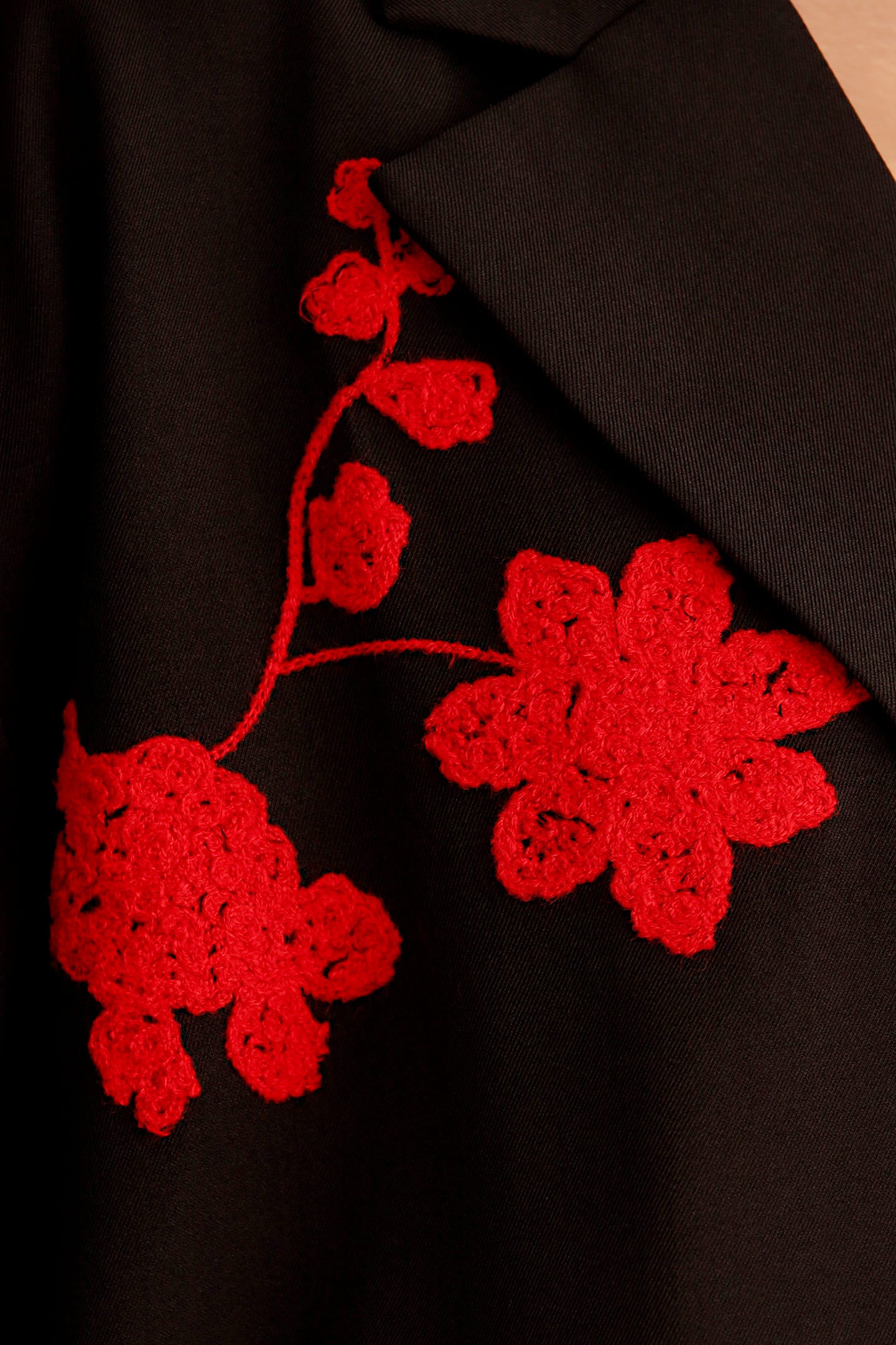 CHOSEN - Red Dynasty Embroidered Blazer