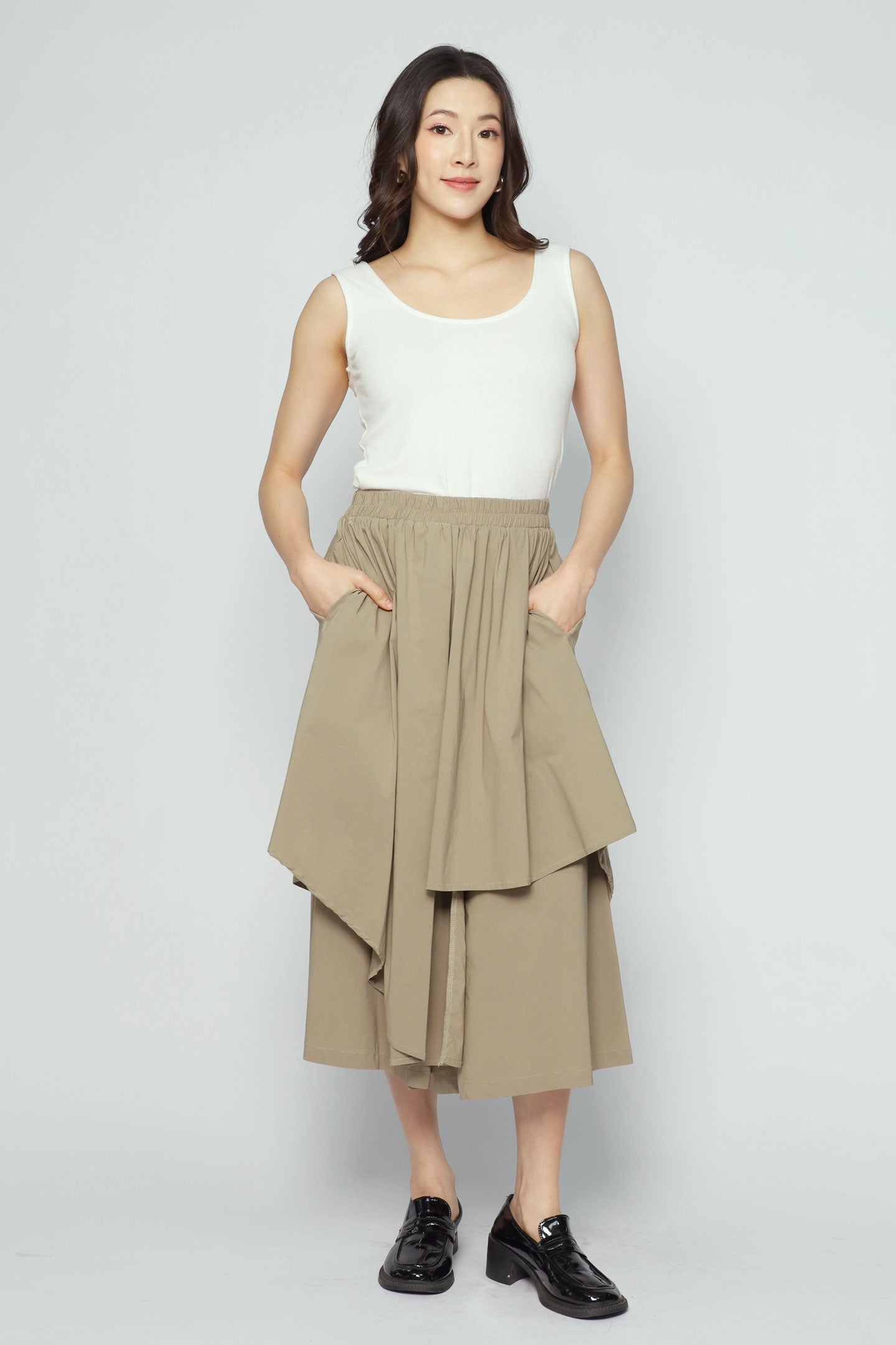 Ren Foldover Pants in Khaki