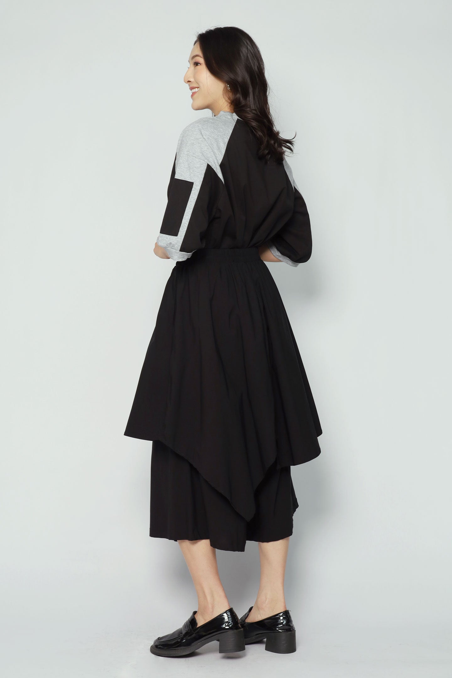 Backorders Ren Foldover Pants in Black