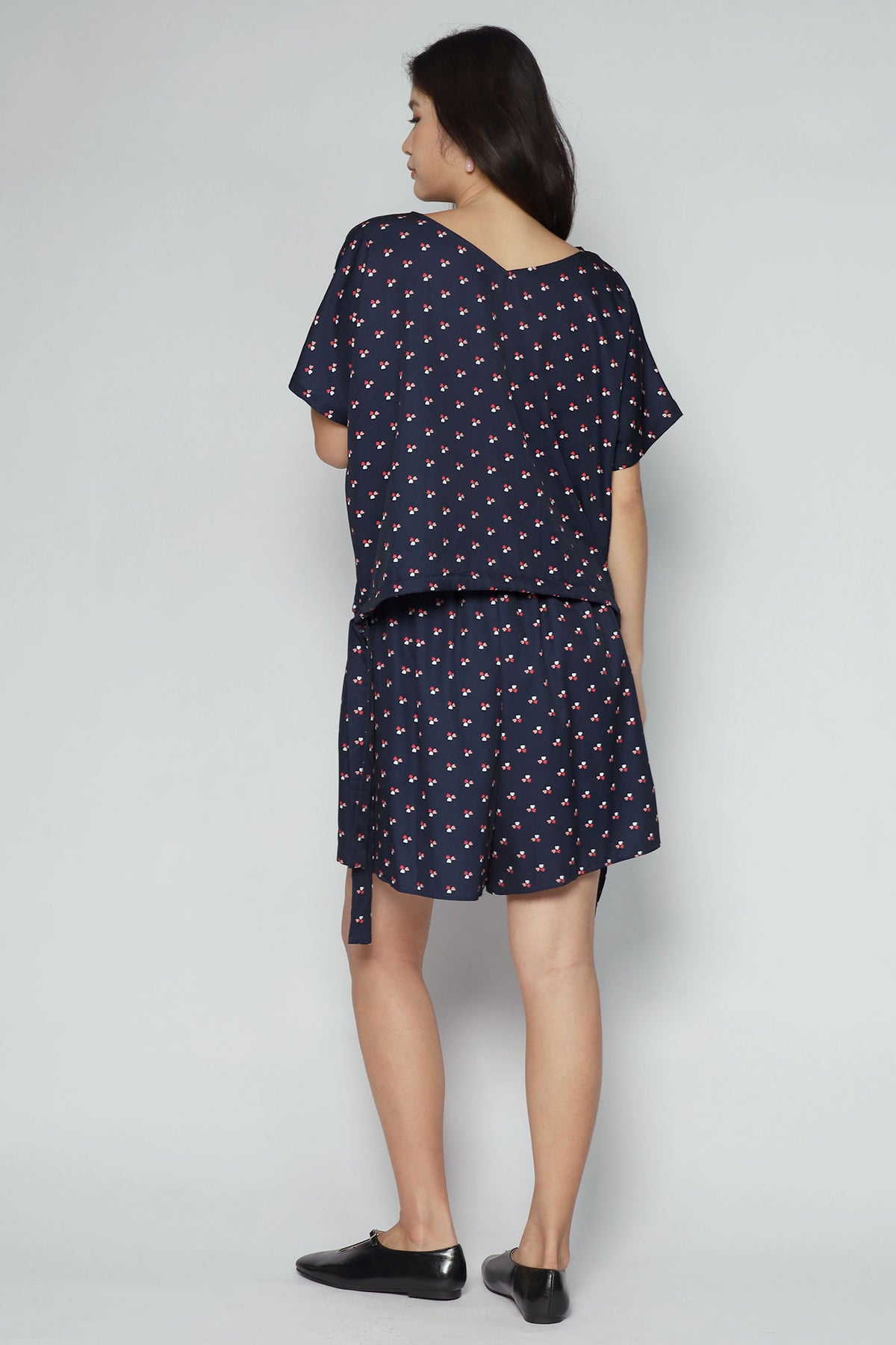 Ririsu Reversible Top in Trio Heart