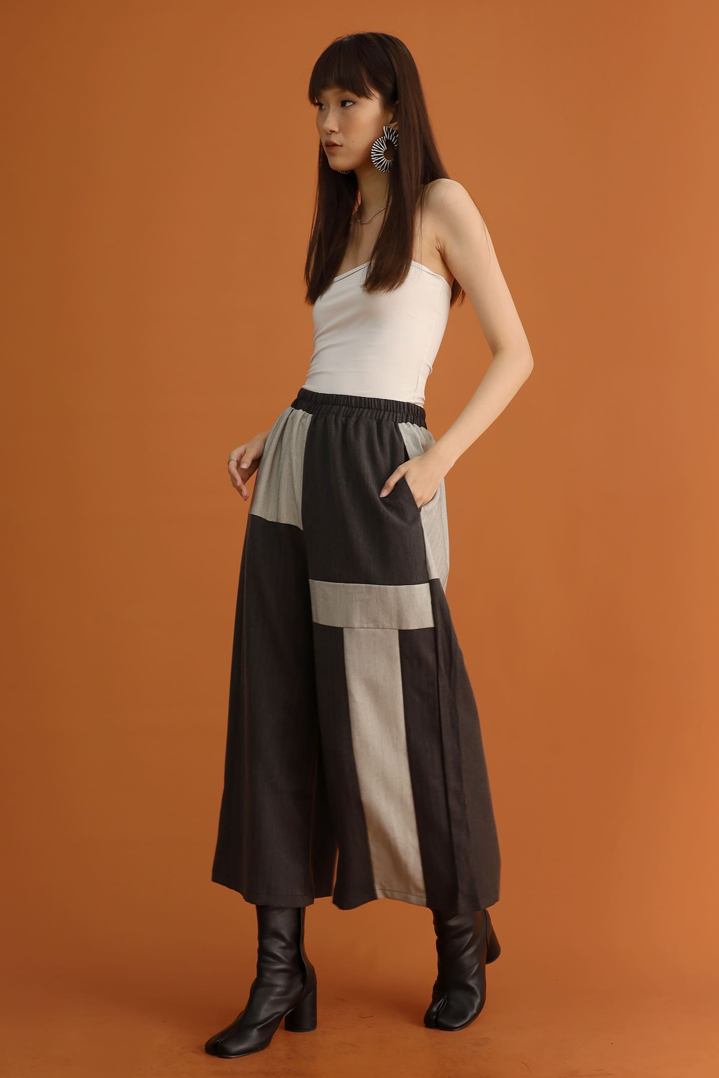 CHOSEN - Roko Pants in Grey Black