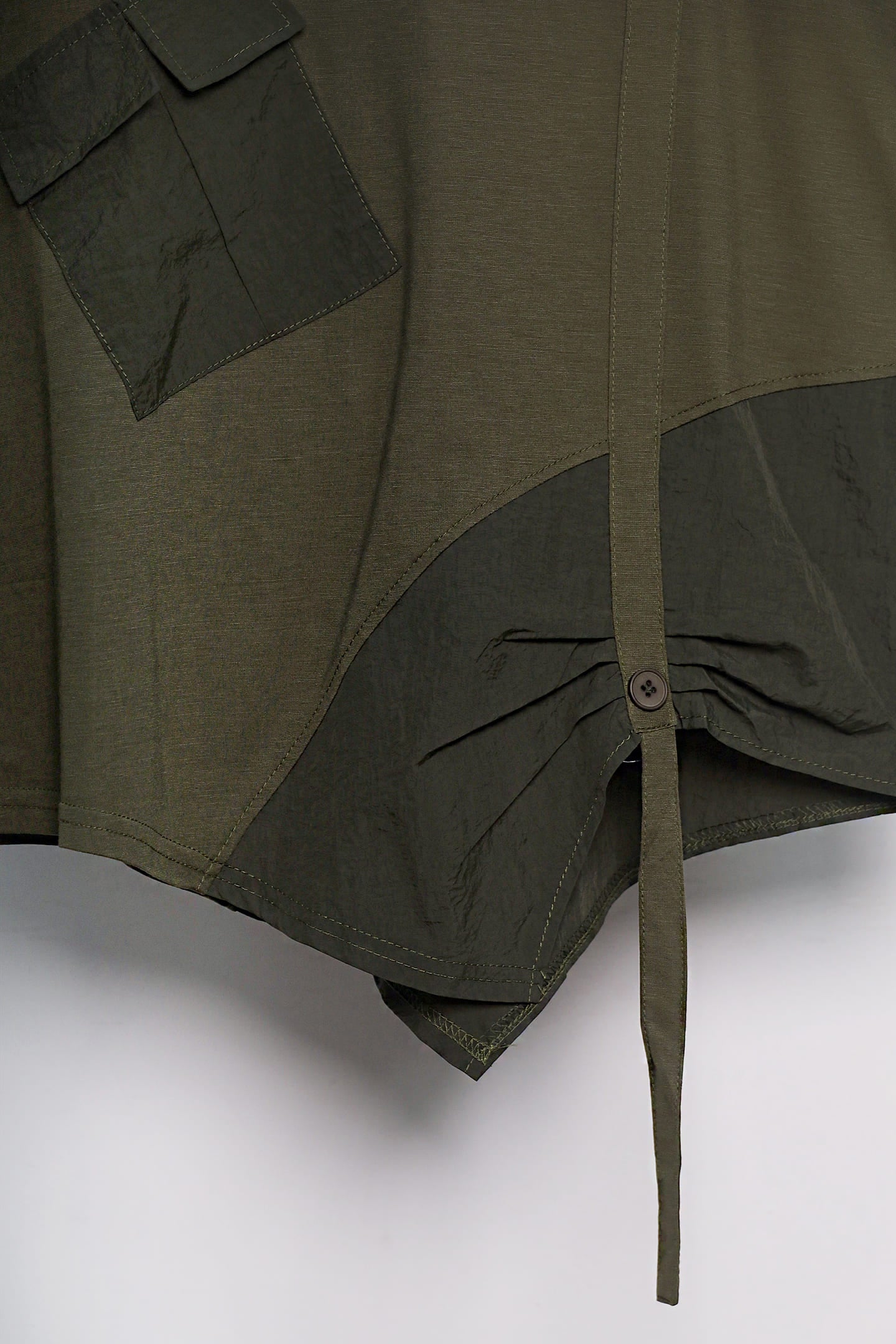 Easy by TE - Sall Pocket Top in Green