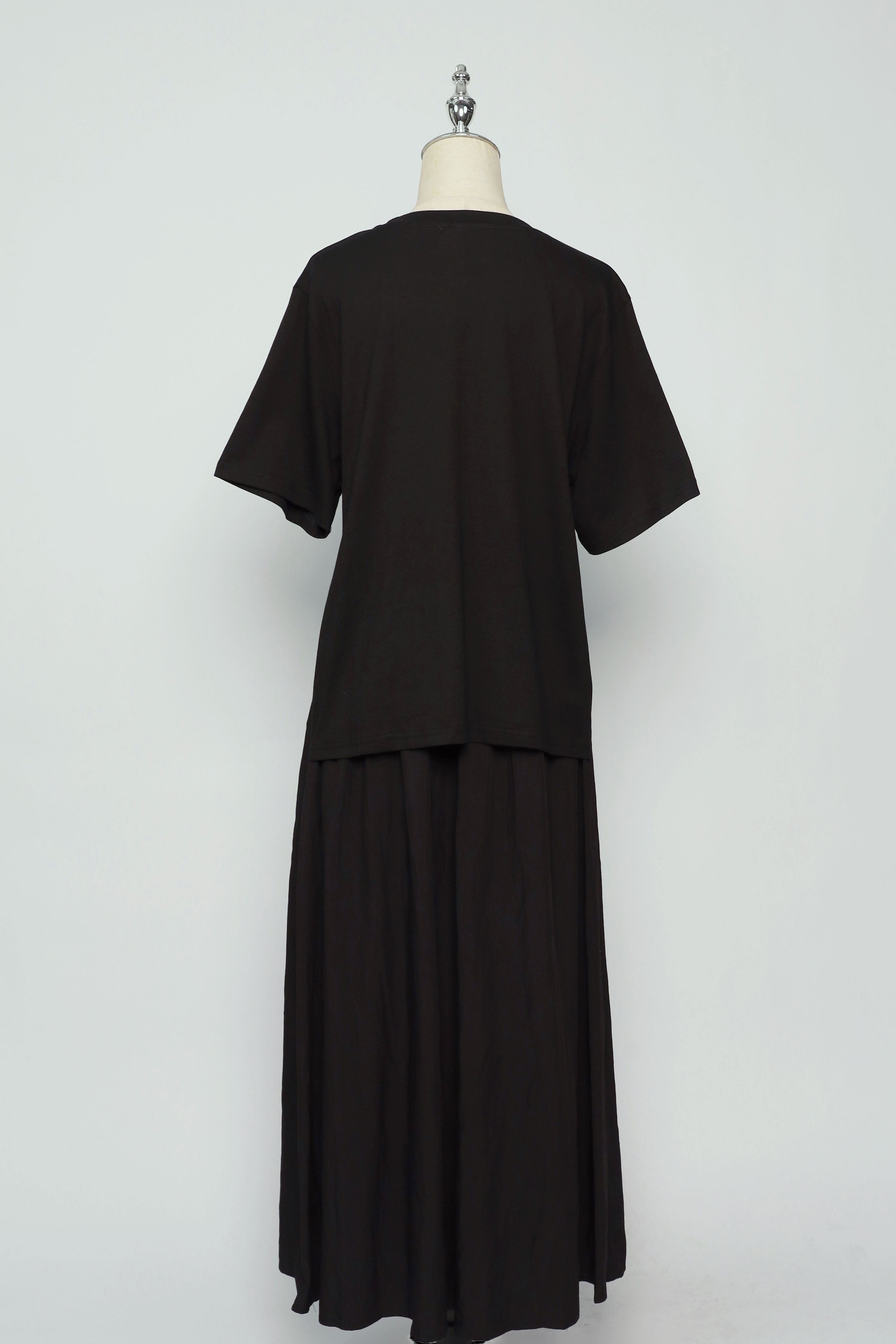 PO - Savrina Midi Dress in Black