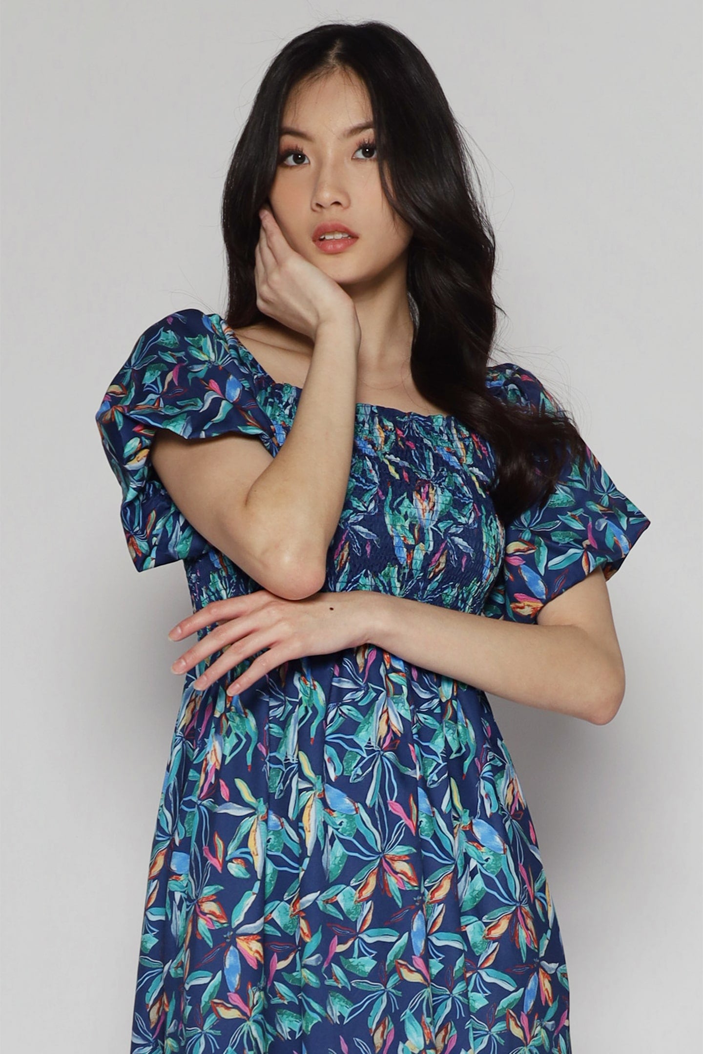 Sora Dress in Colourful Blooms