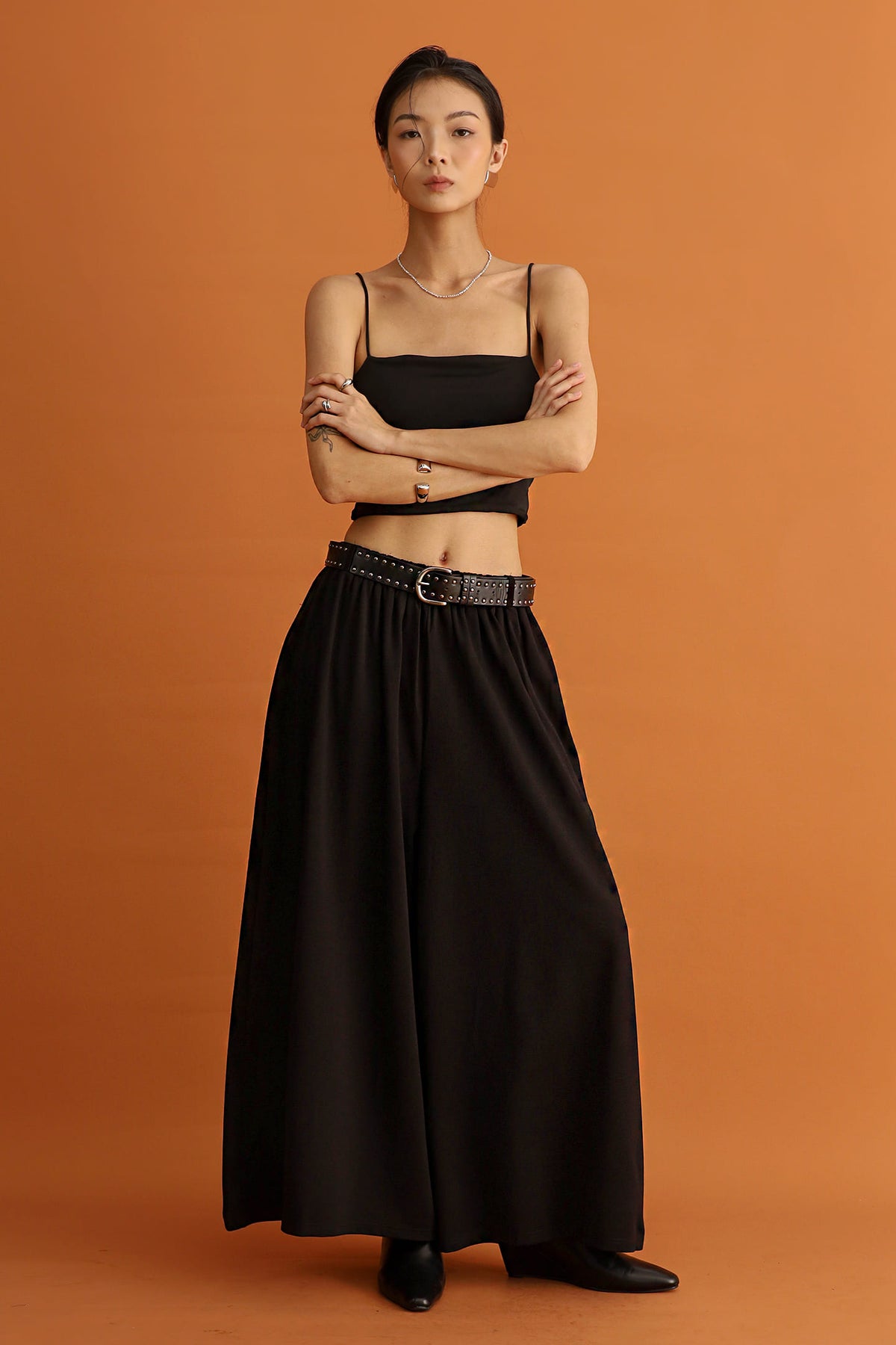 CHOSEN - Shin Pants with Studded Belt