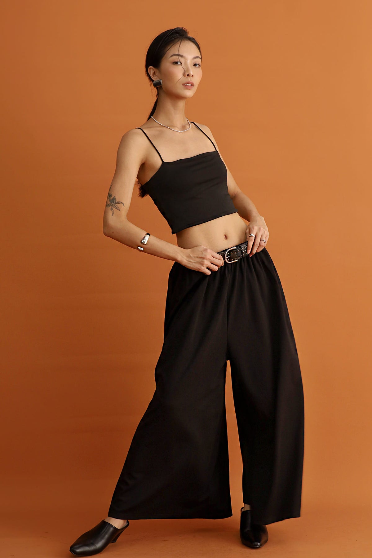 CHOSEN - Shin Pants with Studded Belt