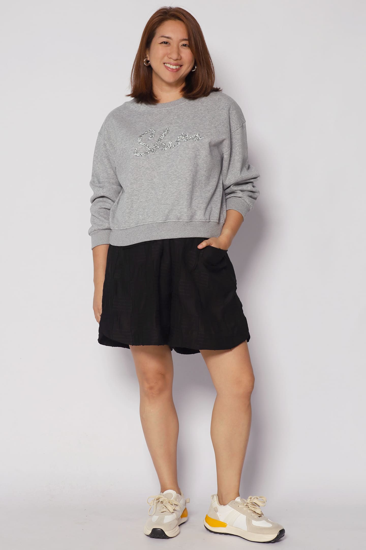 Backorders Shine Jumper Top in Grey