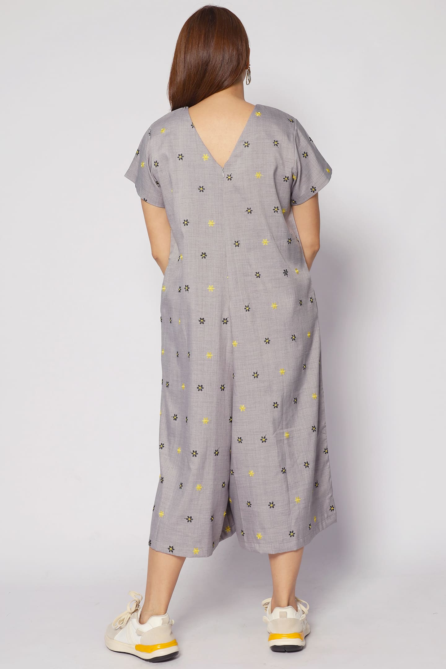 Shirokuro Jumpsuit in Daisy Embroidery