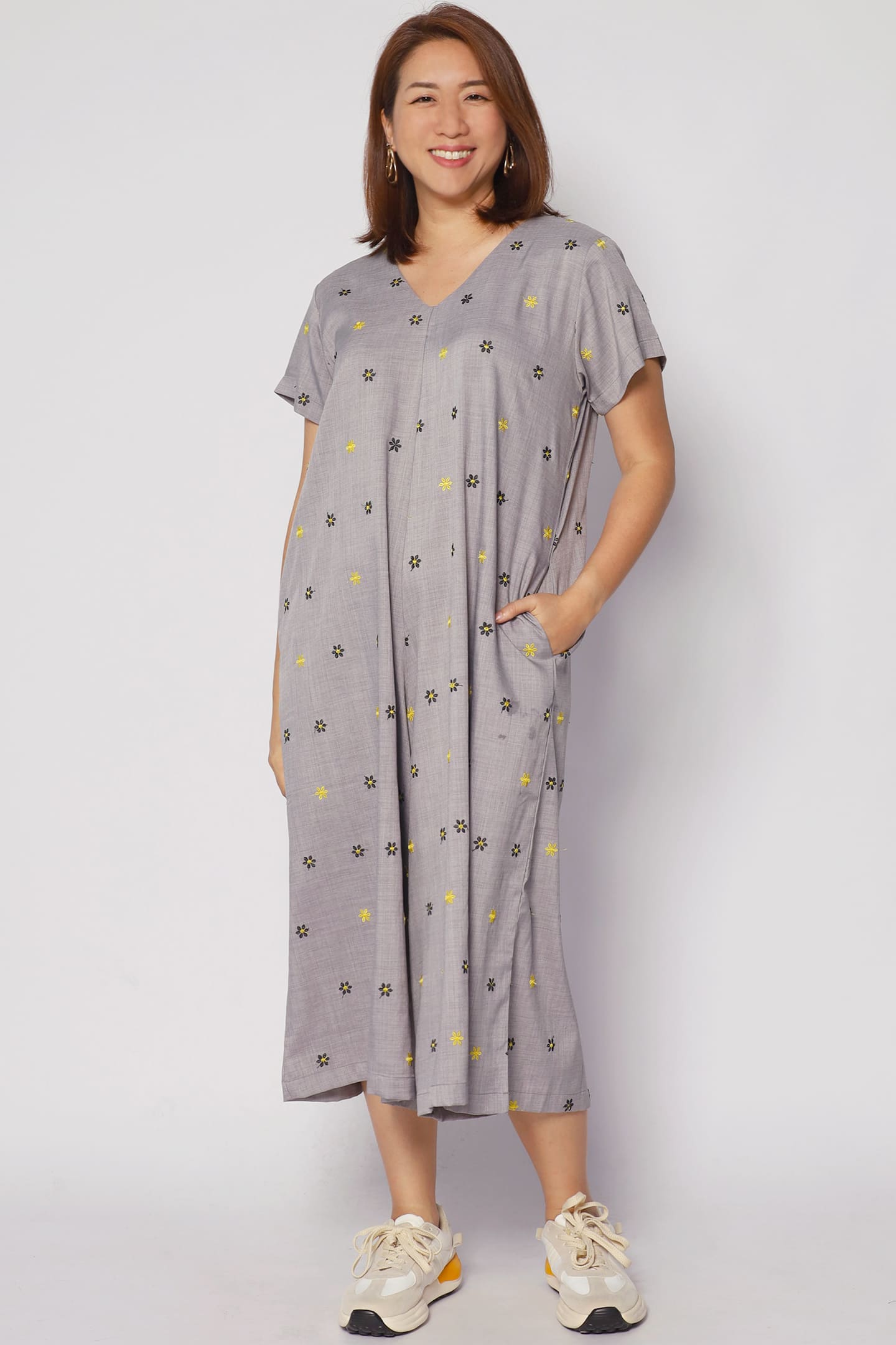 Shirokuro Jumpsuit in Daisy Embroidery