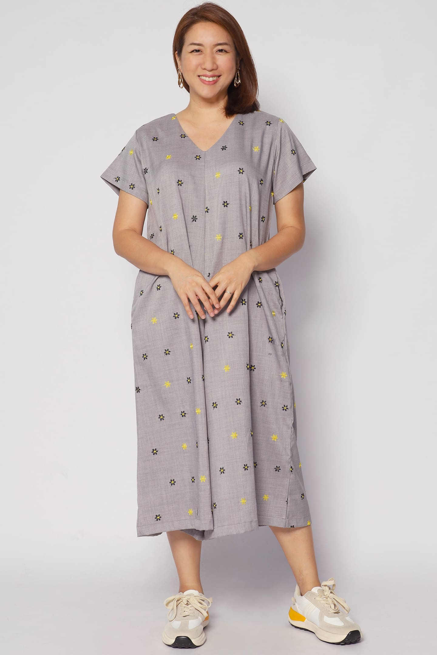 Shirokuro Jumpsuit in Daisy Embroidery