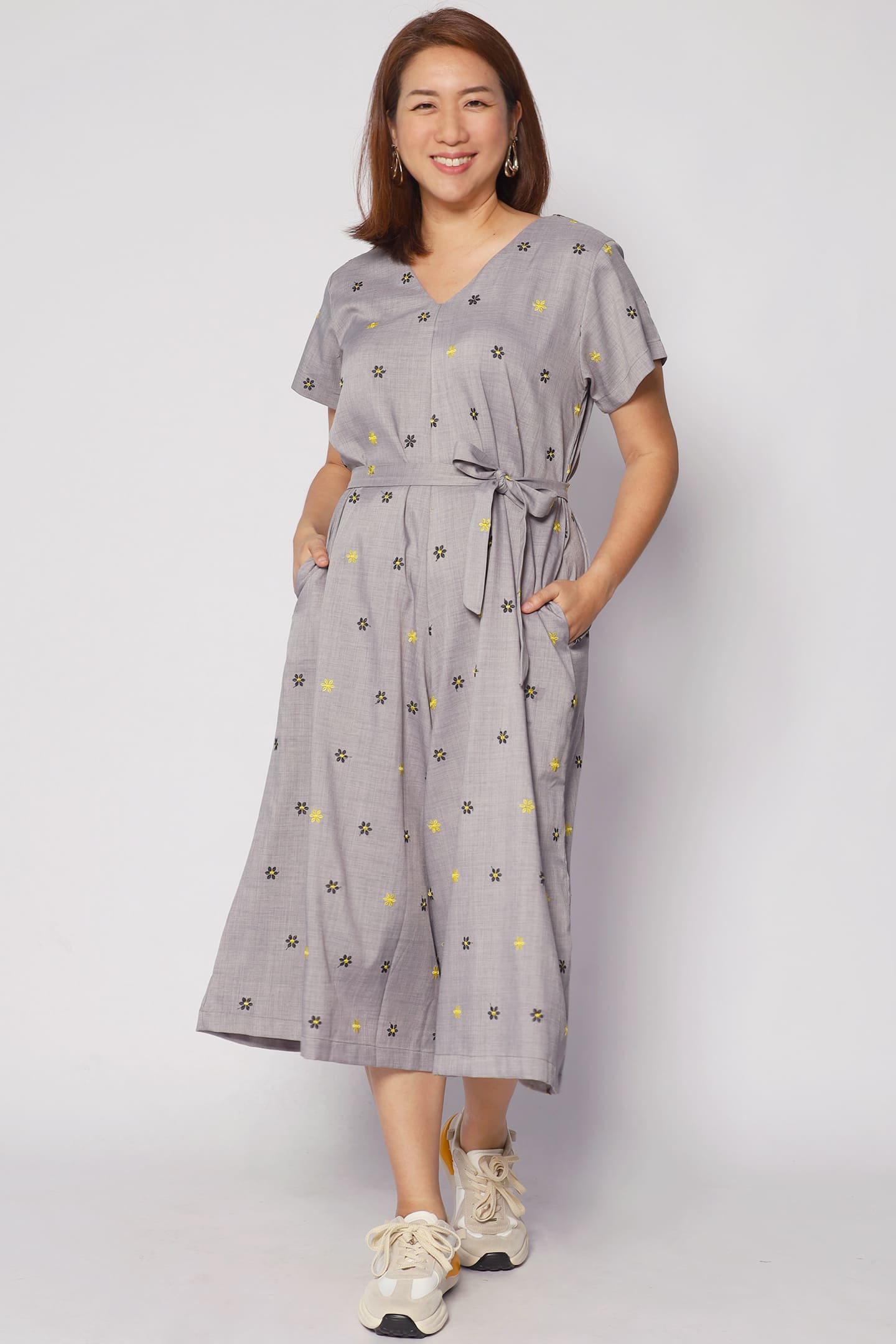 Shirokuro Jumpsuit in Daisy Embroidery