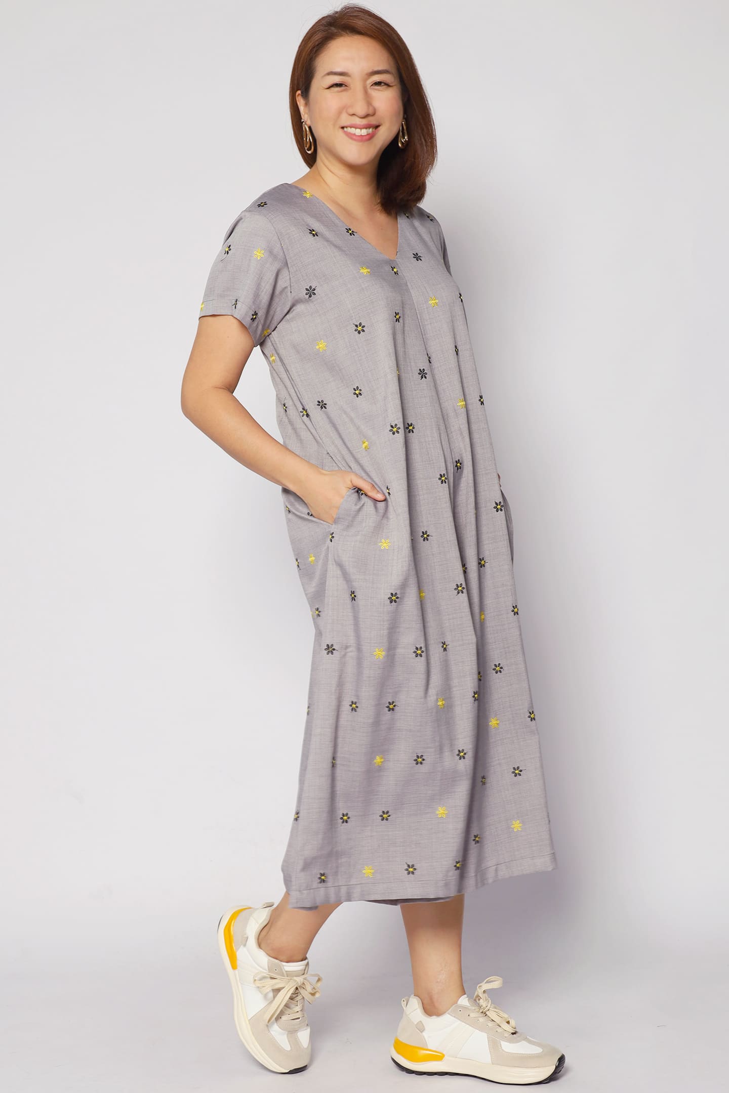 Shirokuro Jumpsuit in Daisy Embroidery