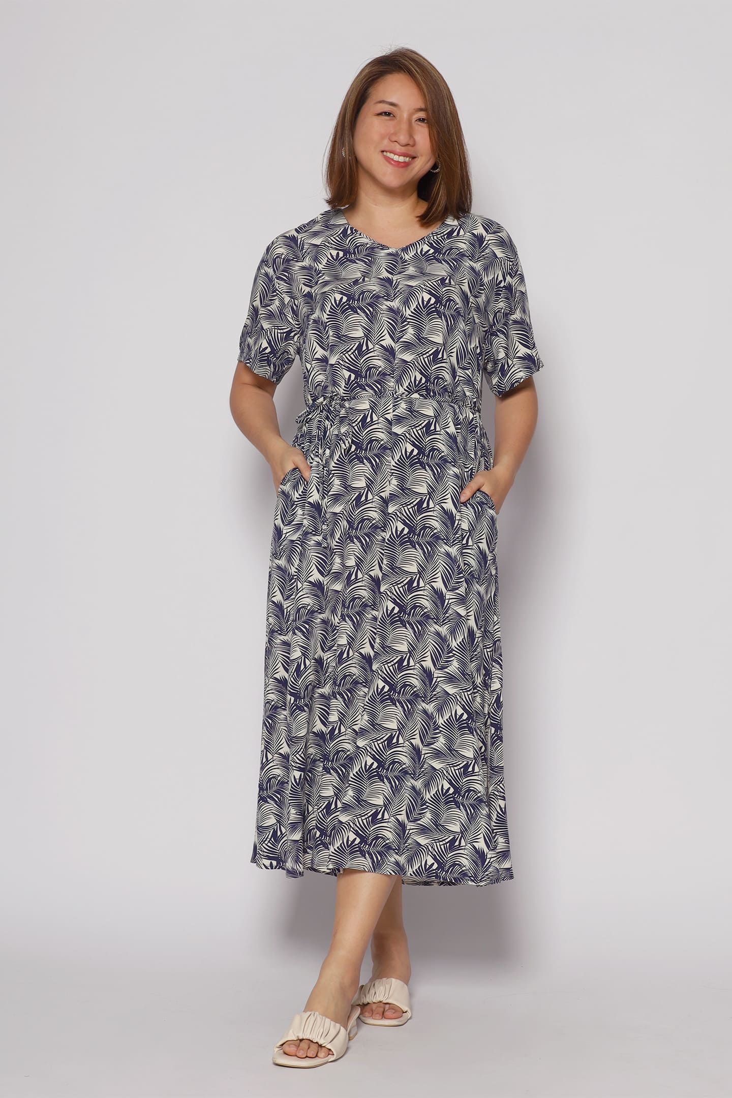 Shiso Dress in Navy Foliage