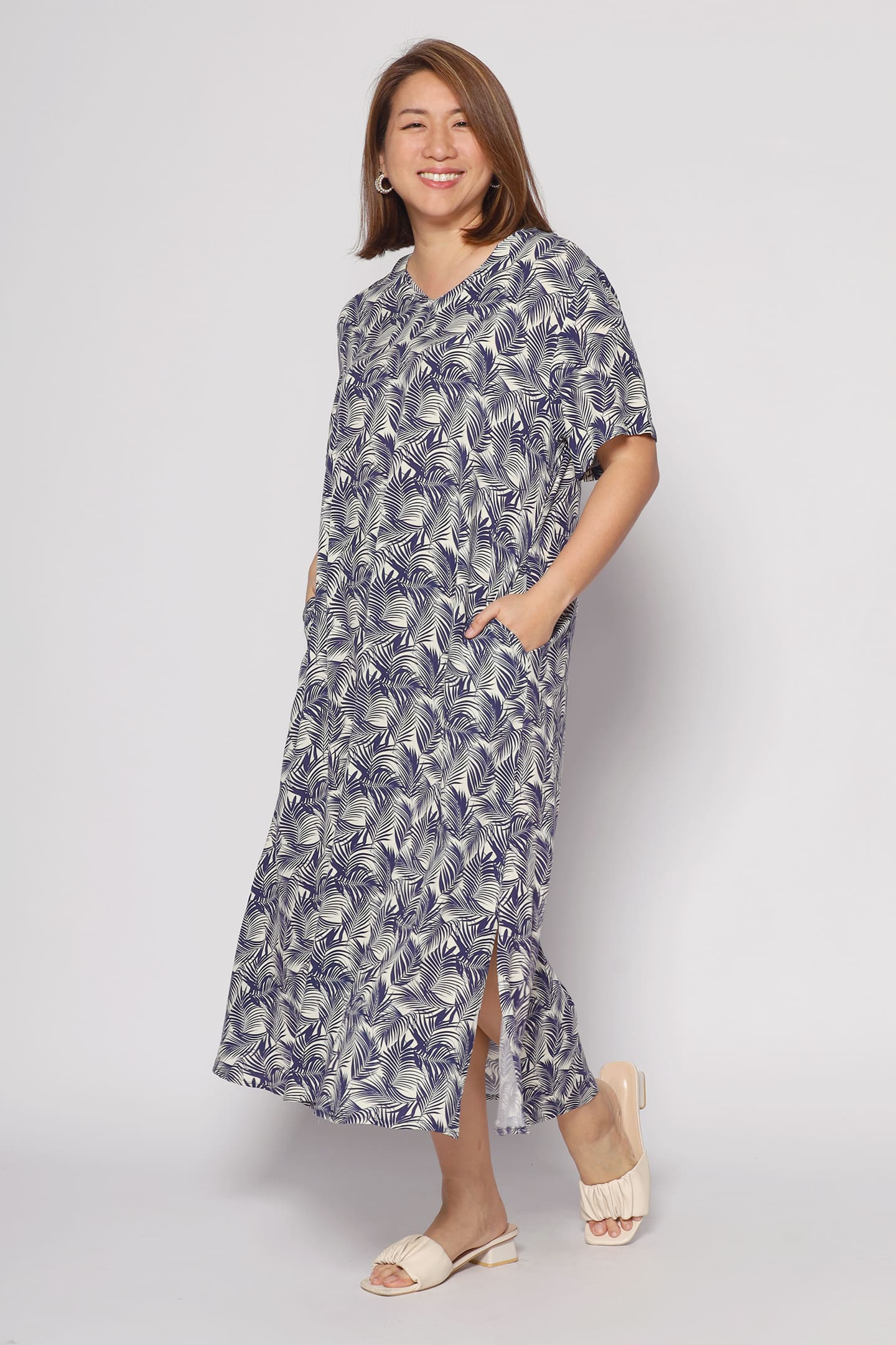 Shiso Dress in Navy Foliage