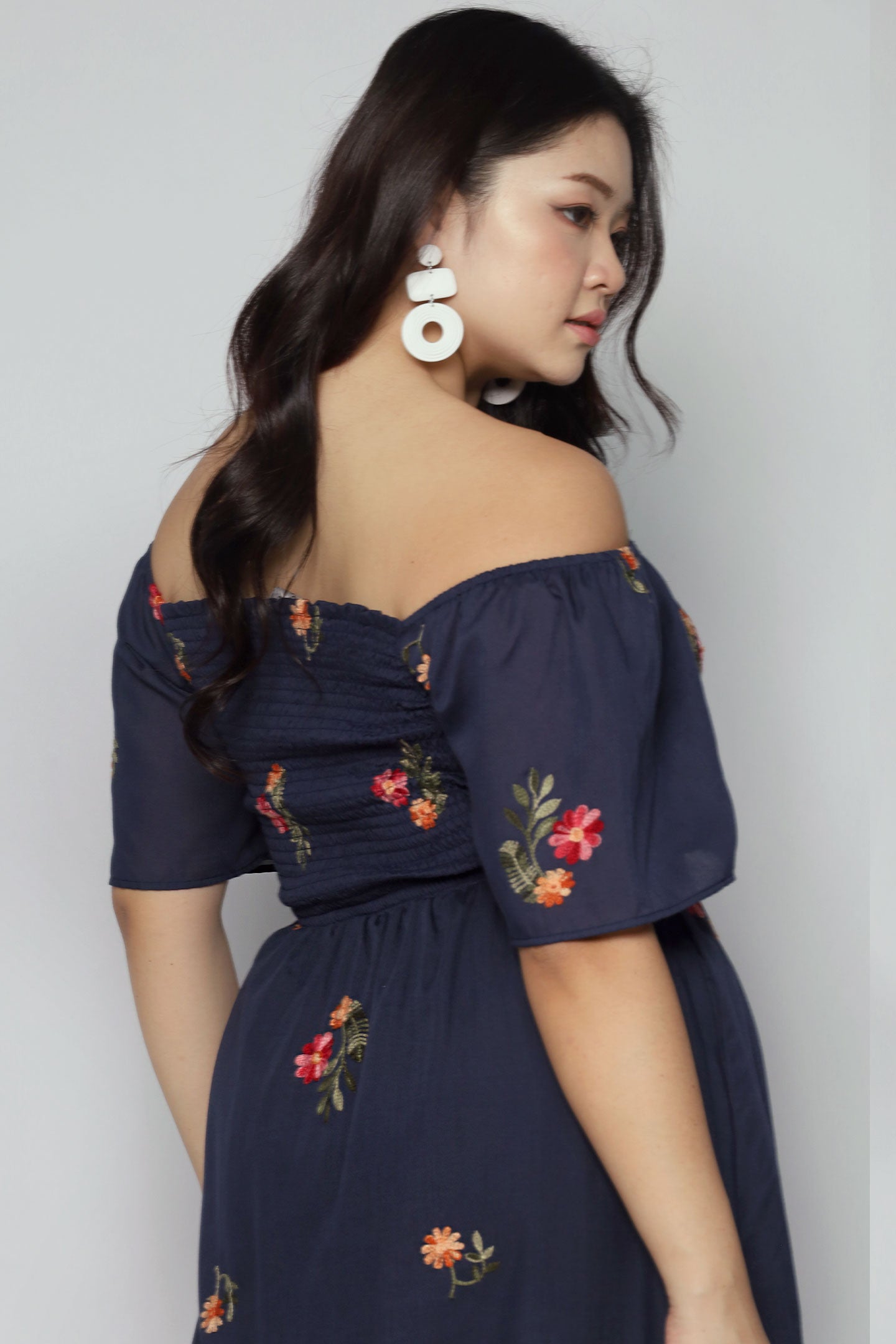 Sora Dress in Blue Petal Embroidery