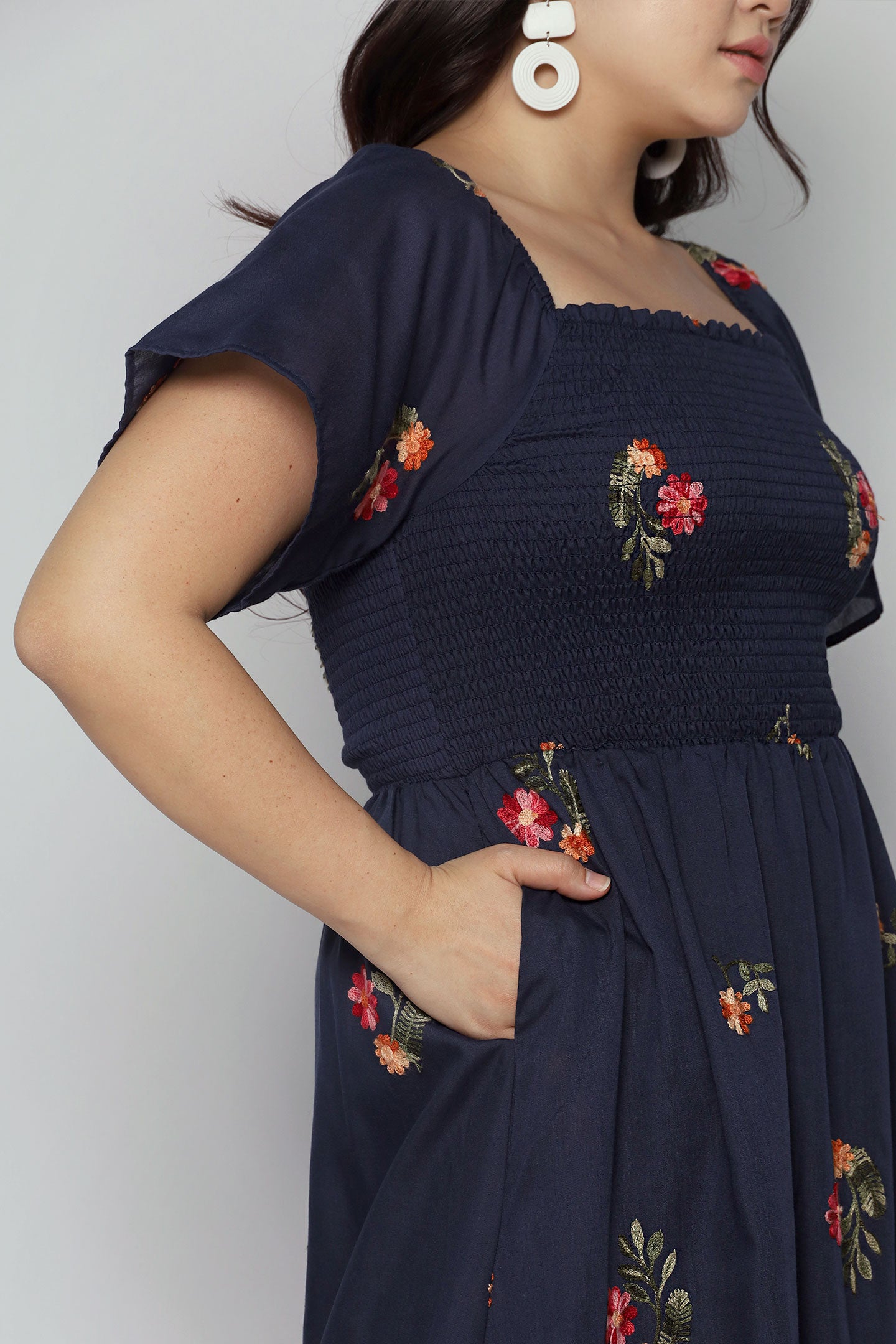 Sora Dress in Blue Petal Embroidery