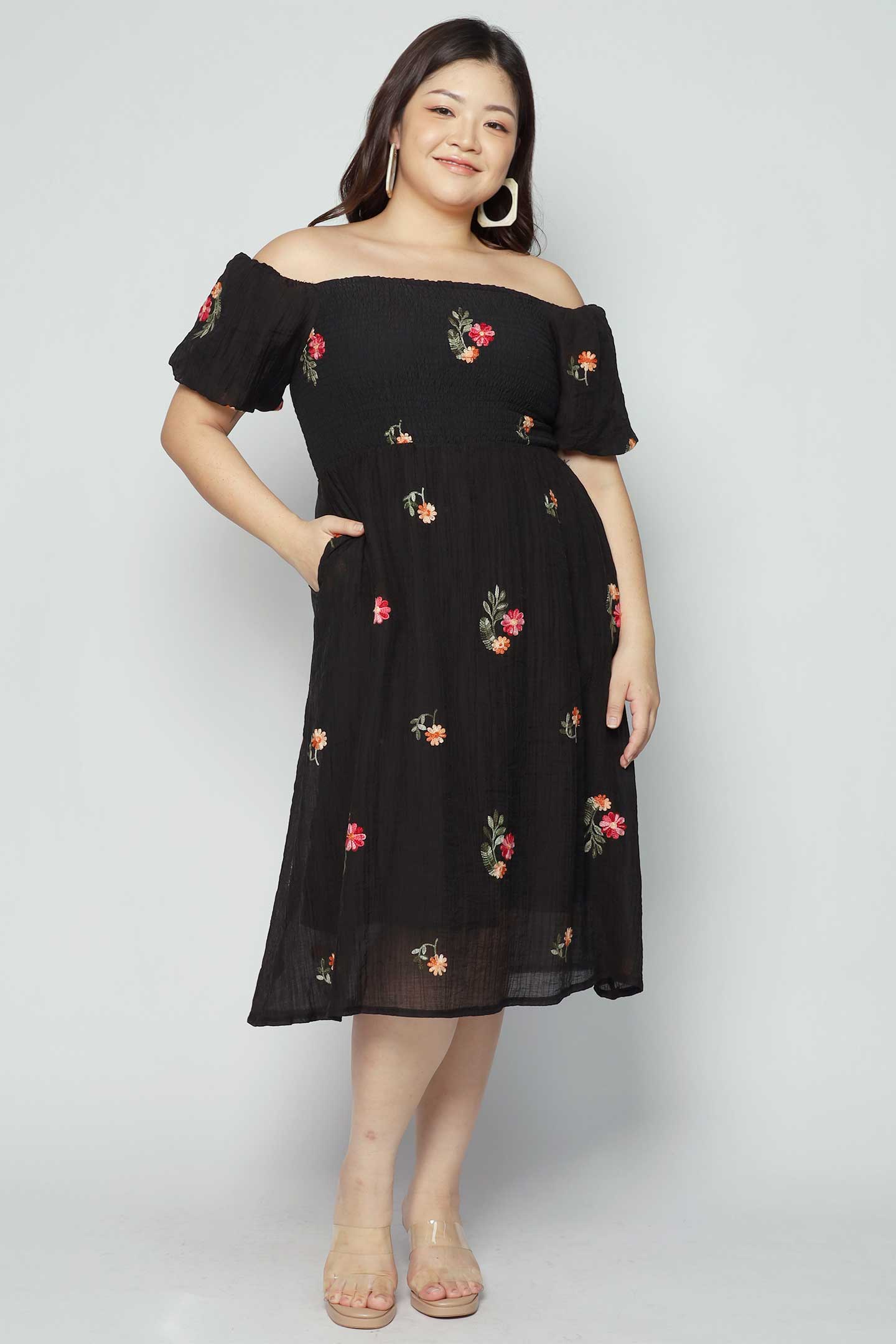 Sora Dress in Bloomingdale