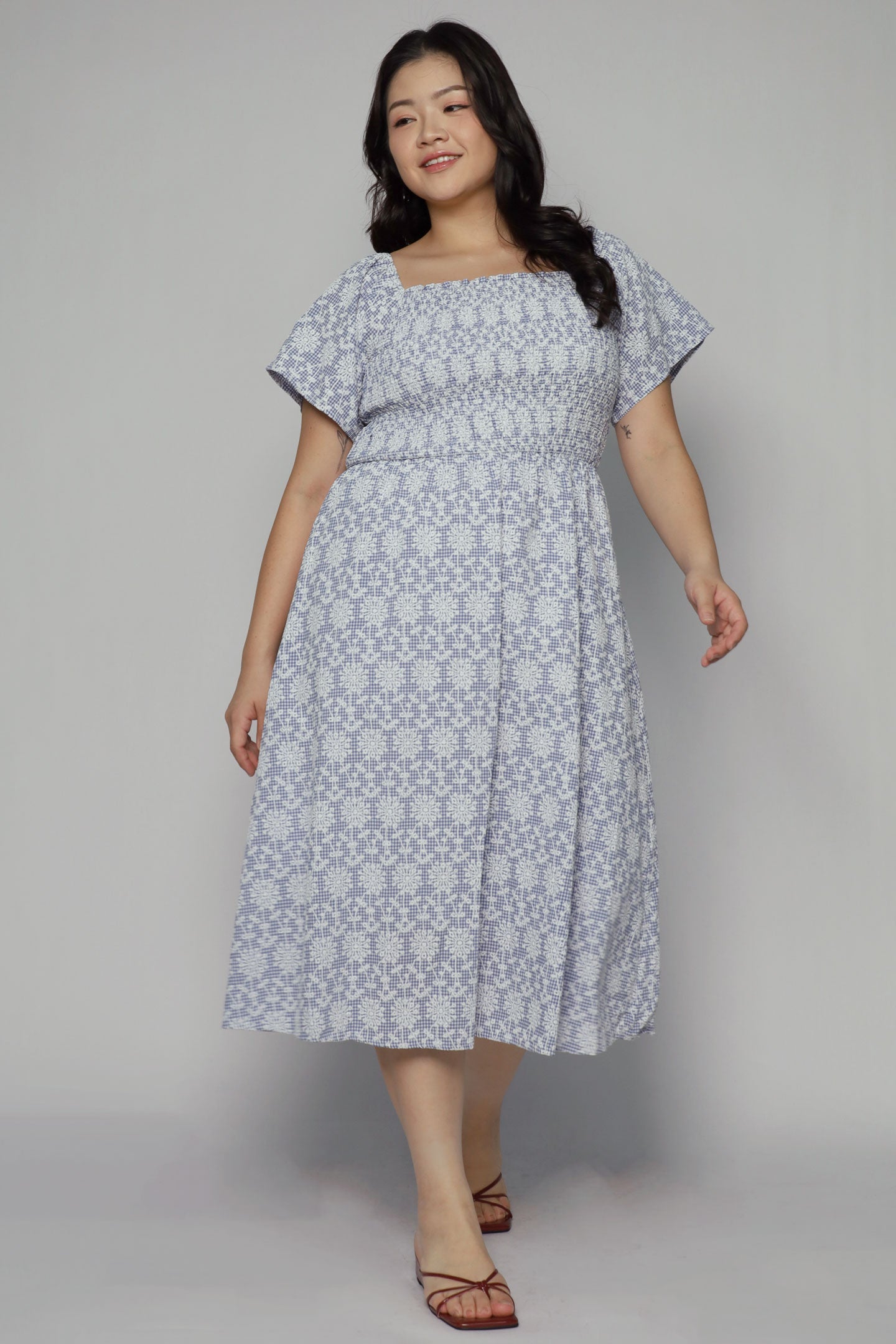 Sora Dress in Gingham Field