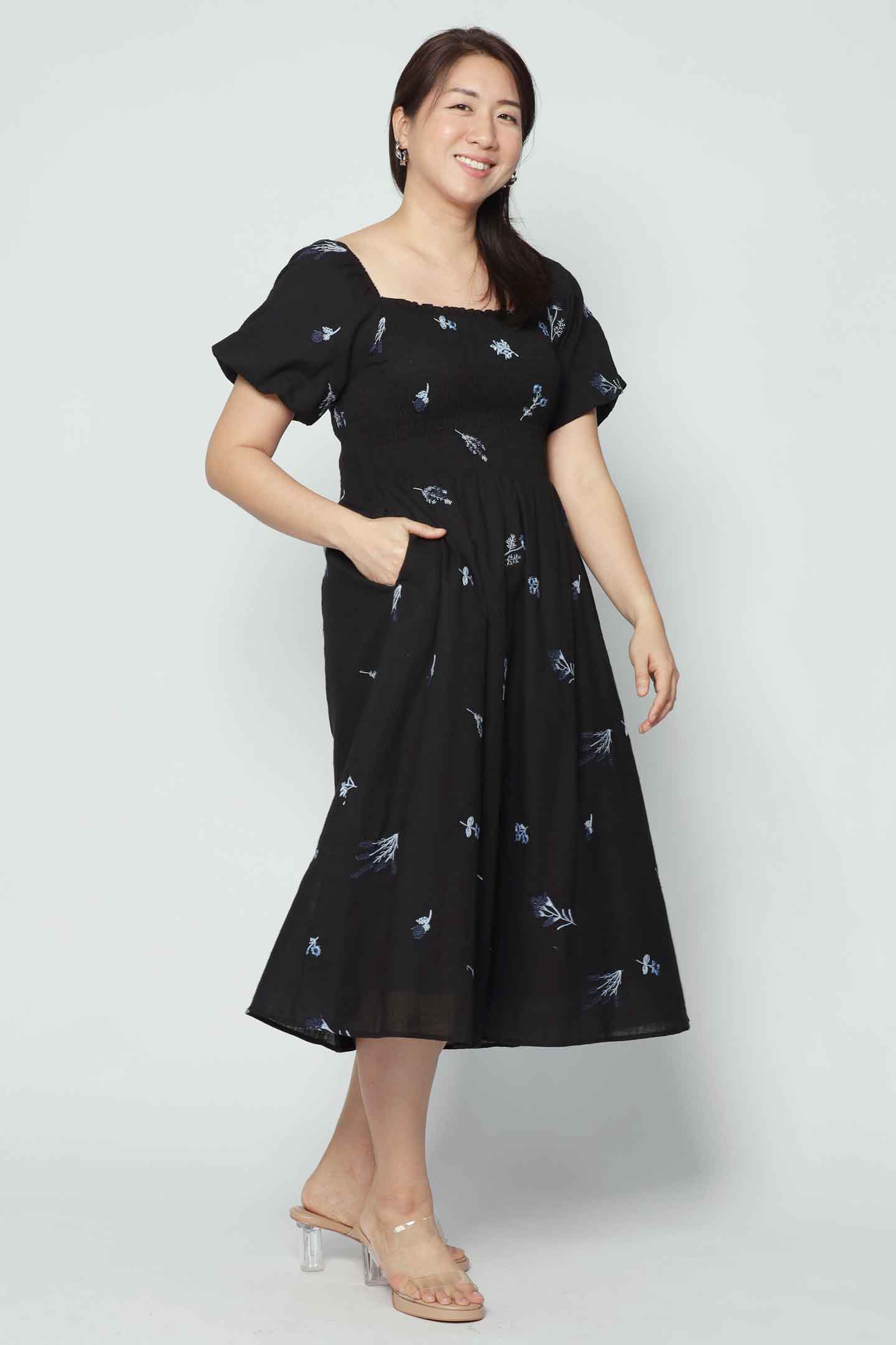 Sora Dress in Starry Bouquet