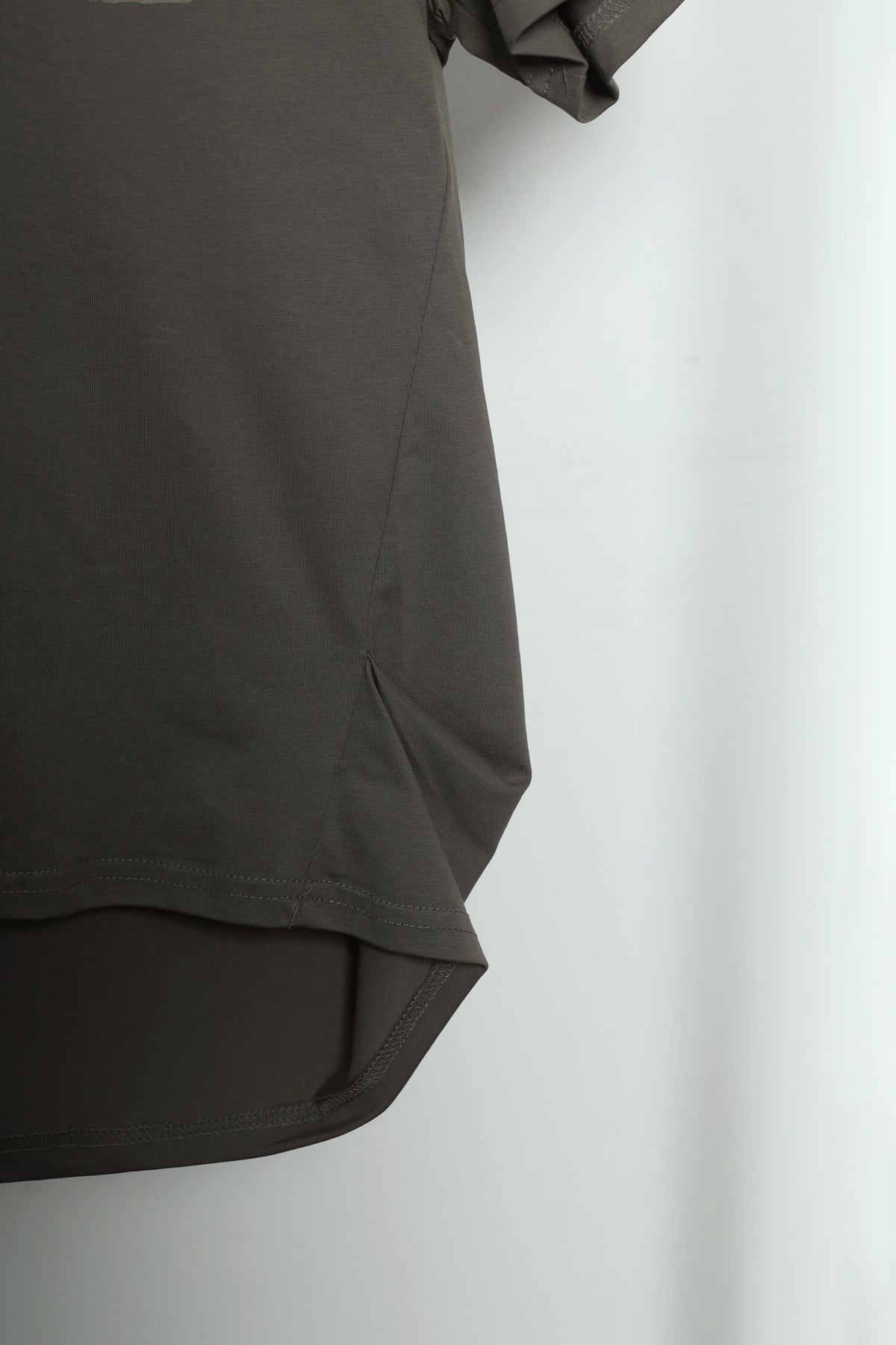 Easy by TE - Sphere Printed Top in Grey