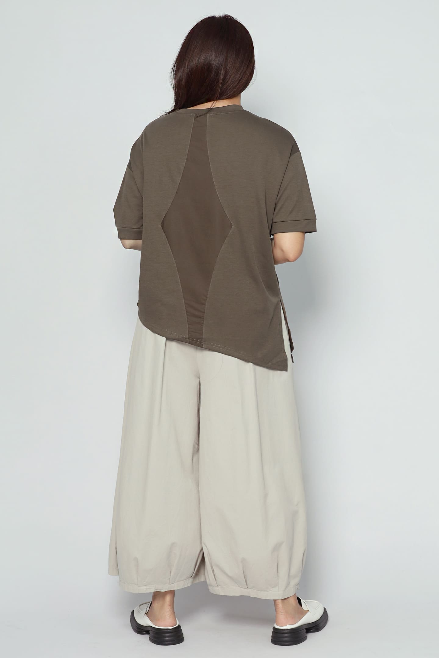 Easy By TE - Step Out Top in Olive