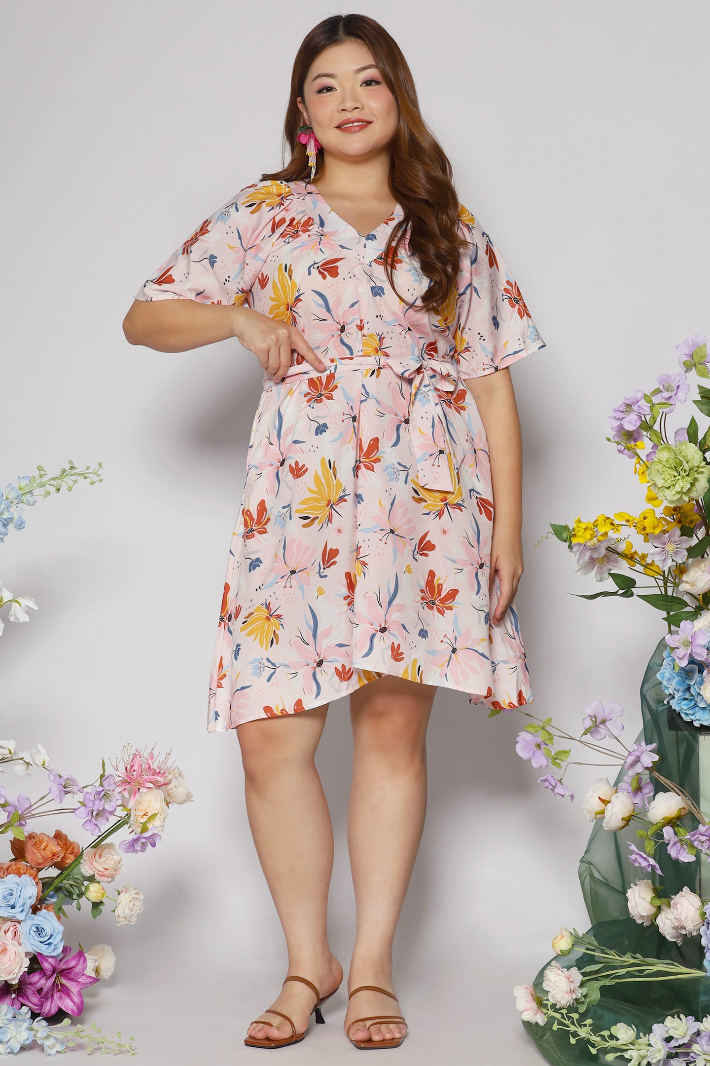 Tayler V Dress in Autumn Breeze