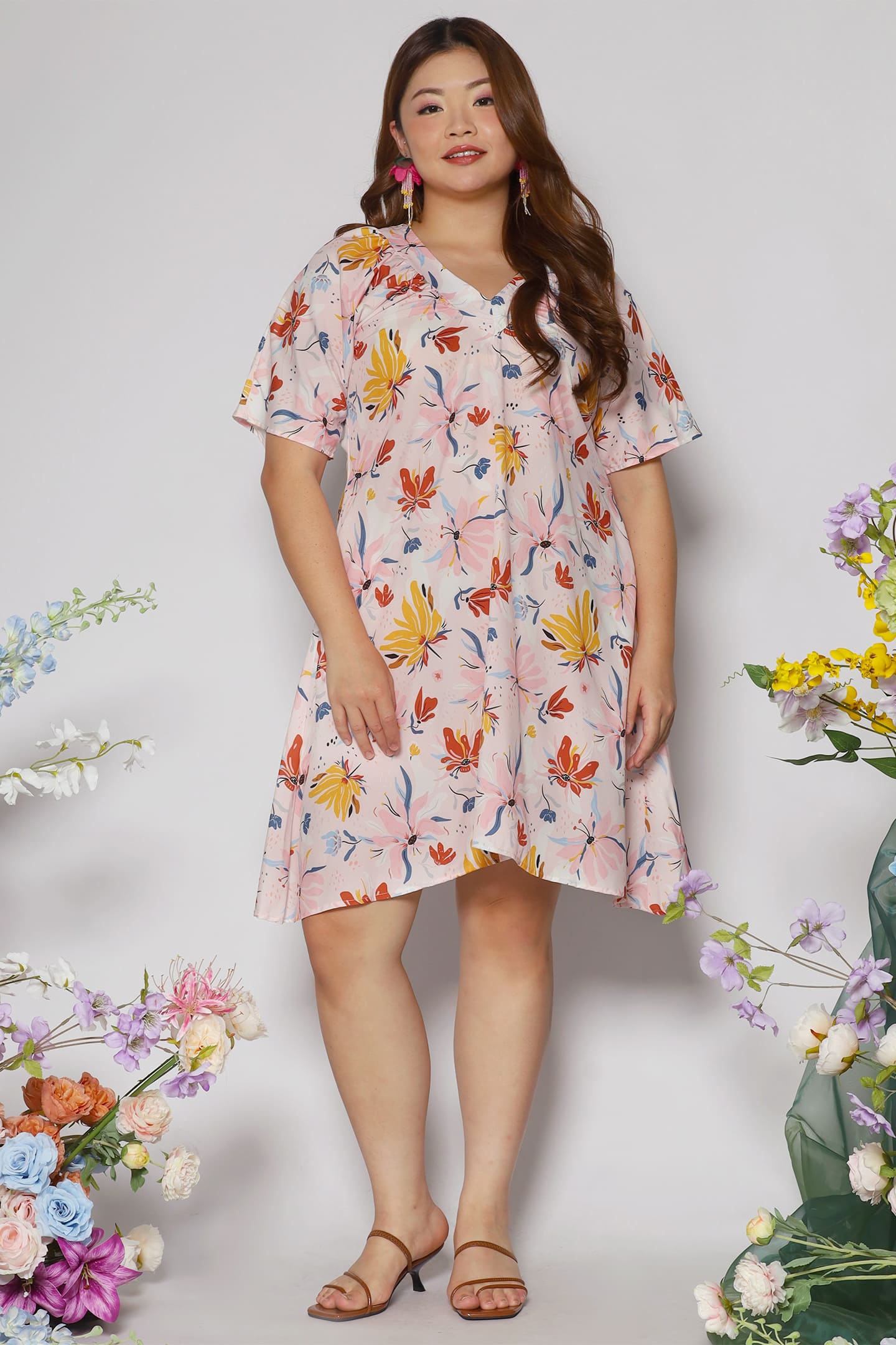 Tayler V Dress in Autumn Breeze