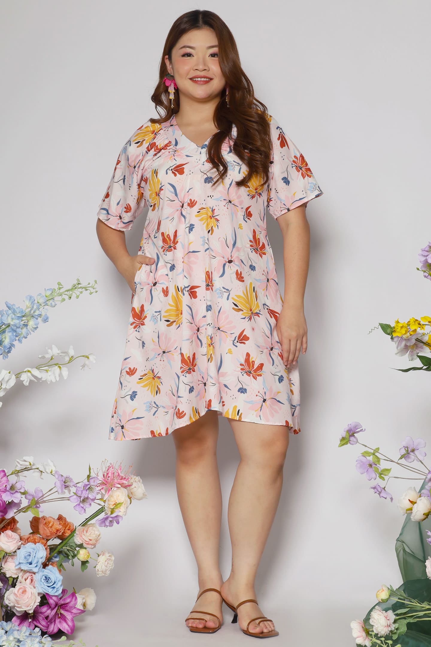 Tayler V Dress in Autumn Breeze