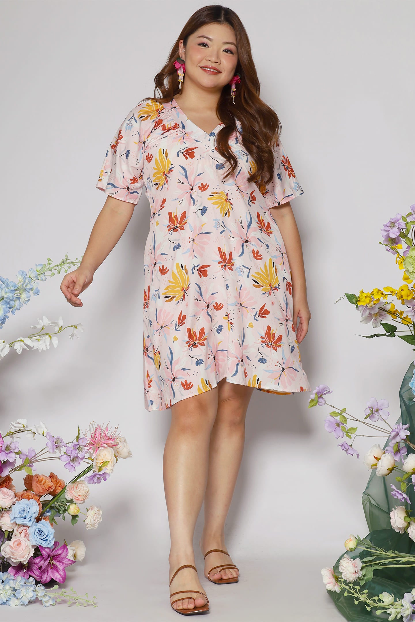 Tayler V Dress in Autumn Breeze