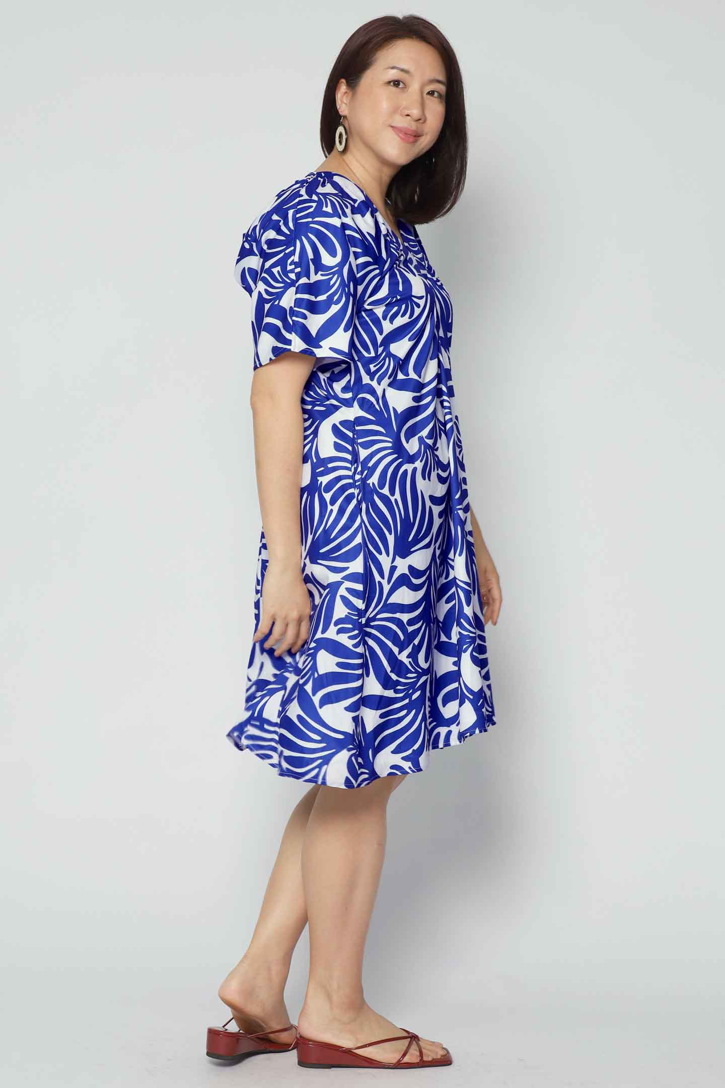 Tayler V Dress in Blue Fortune