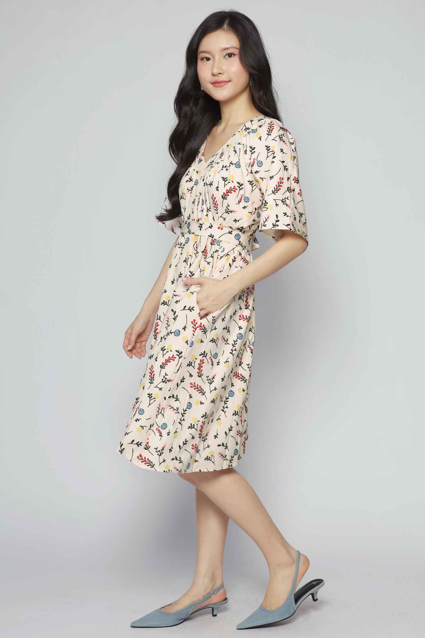 Tayler V Dress in Flourish Ville