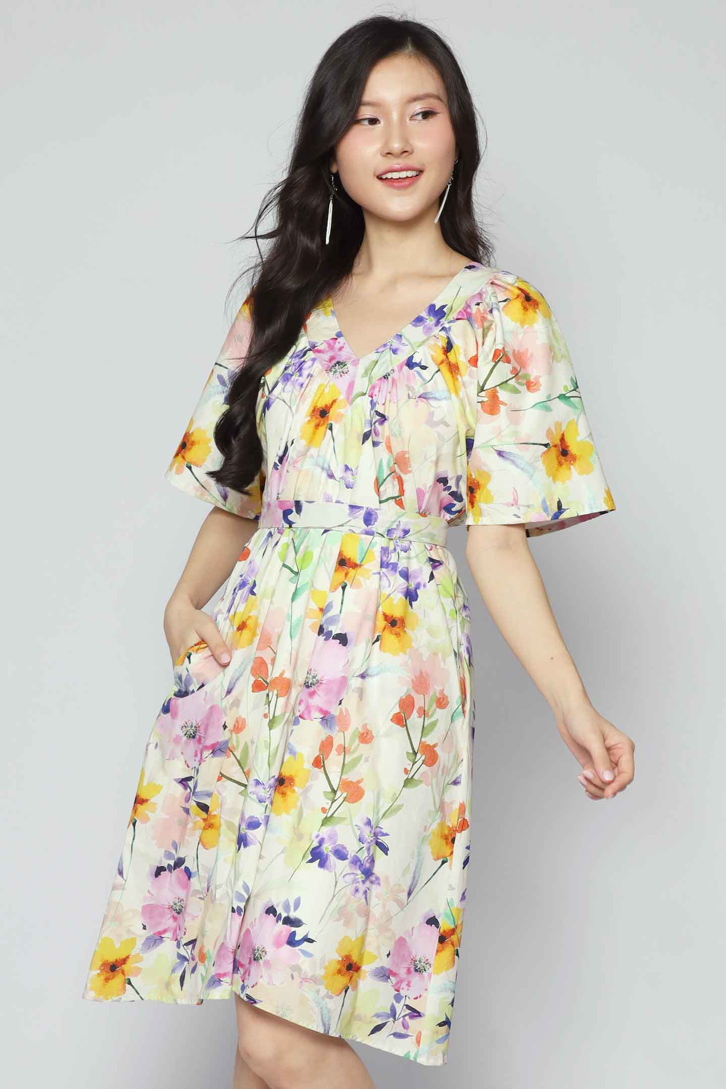 Tayler V Dress in Spring Canvas