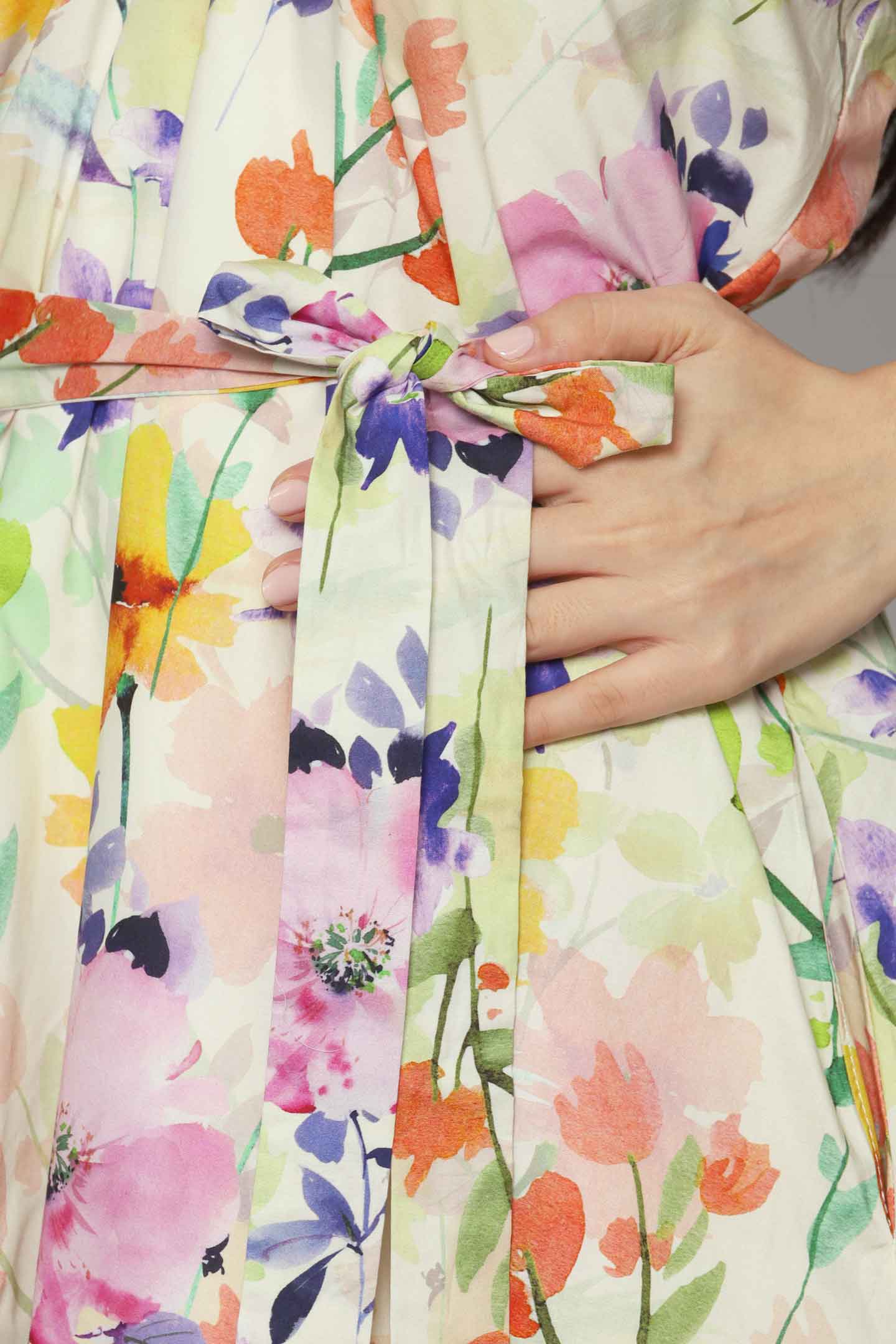 Tayler V Dress in Spring Canvas