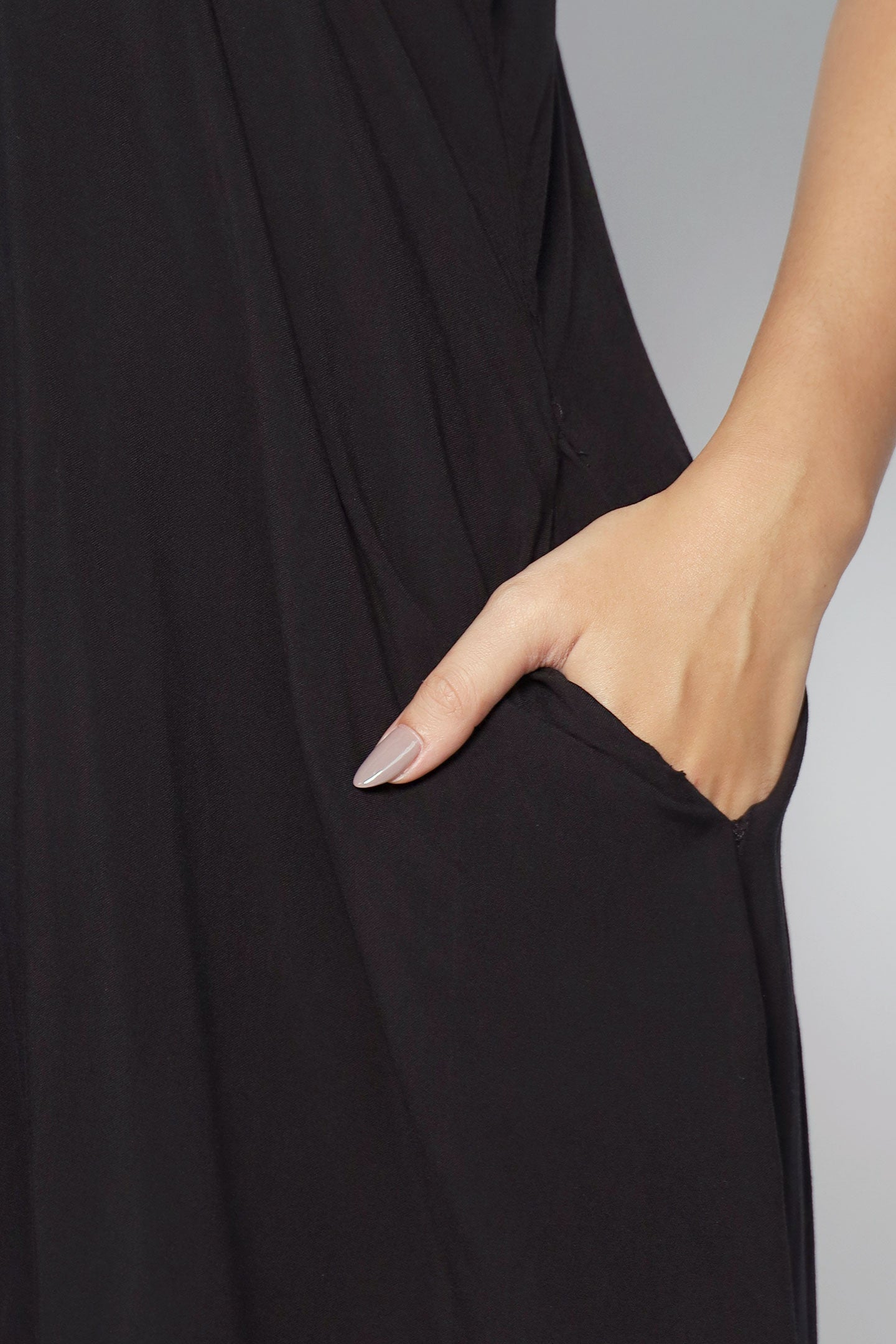 Tayler V Dress in Black