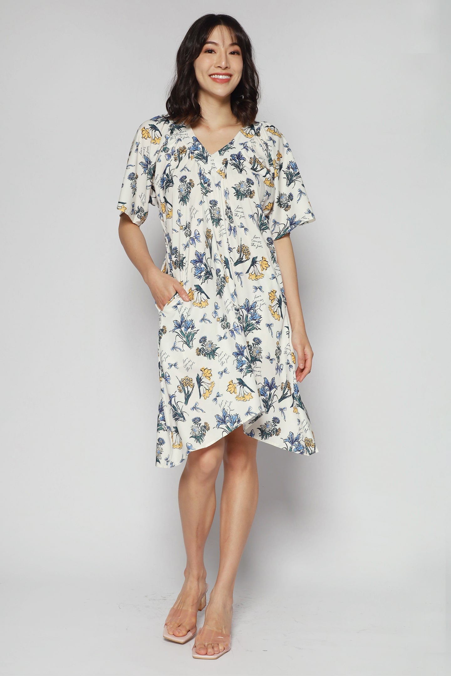Tayler V Dress in Botanical