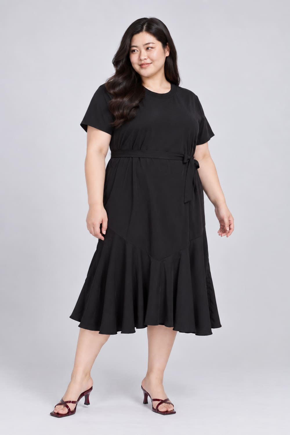TE+ : Gisele Dress in Black